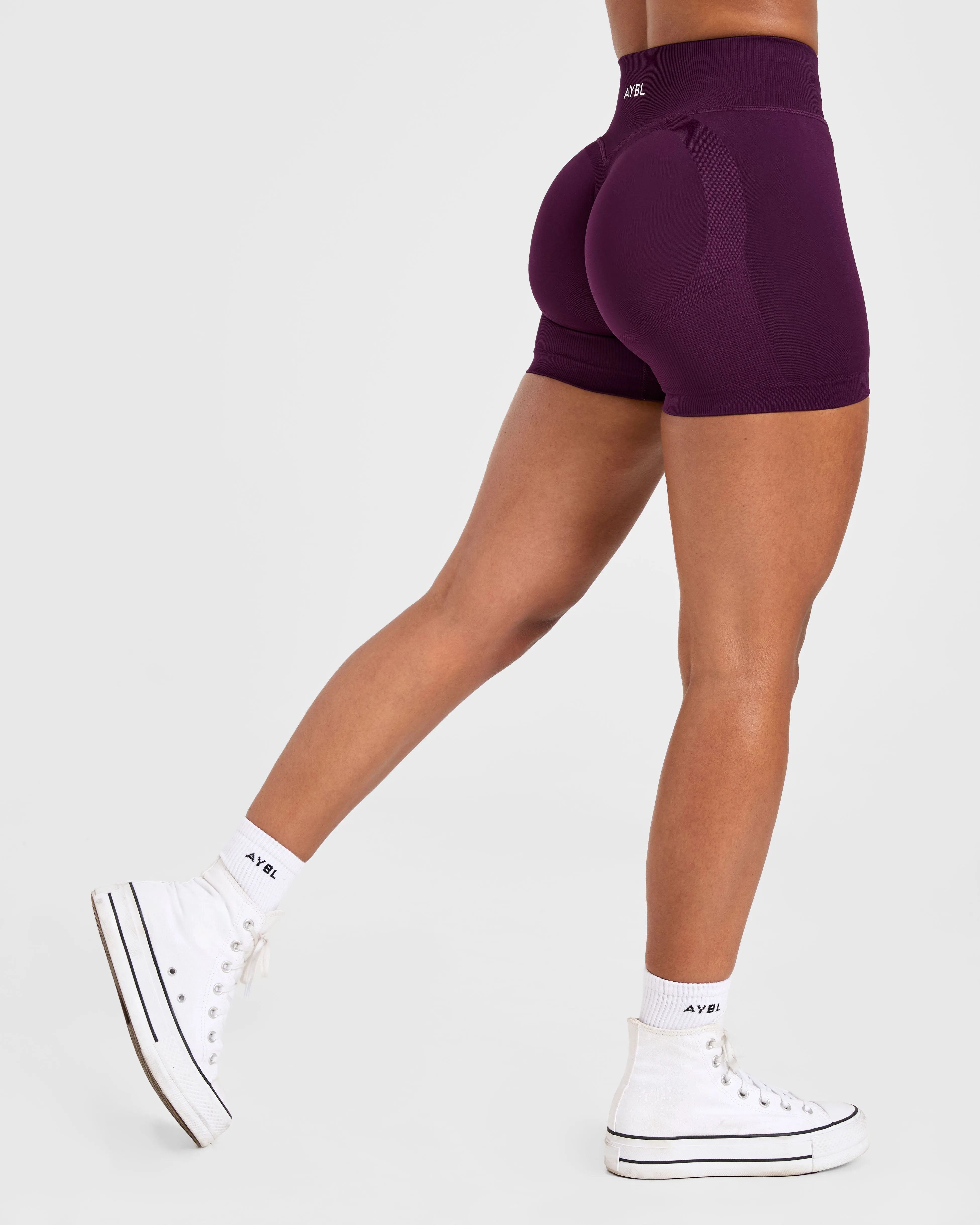 Athletic Comfort Comfortable Design Adapt Seamless Shorts - Midnight Plum Fine for Tennis