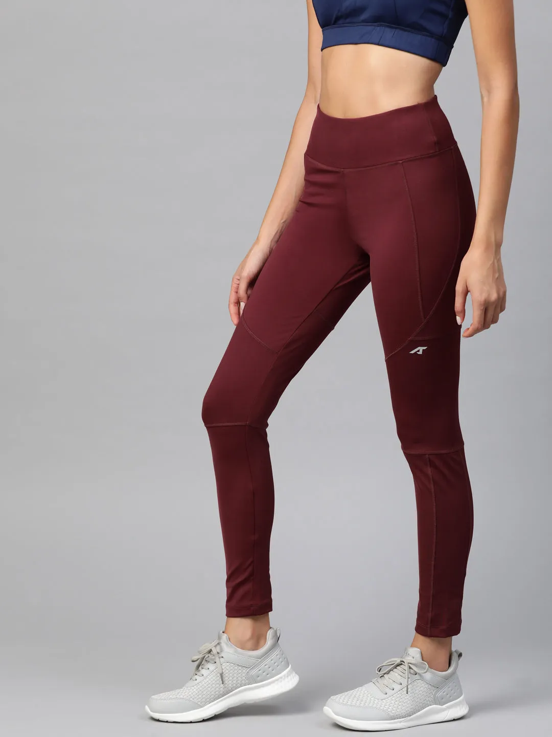 AlcisWomen Maroon Solid Cropped Tights Casual Wearer Seamless Design