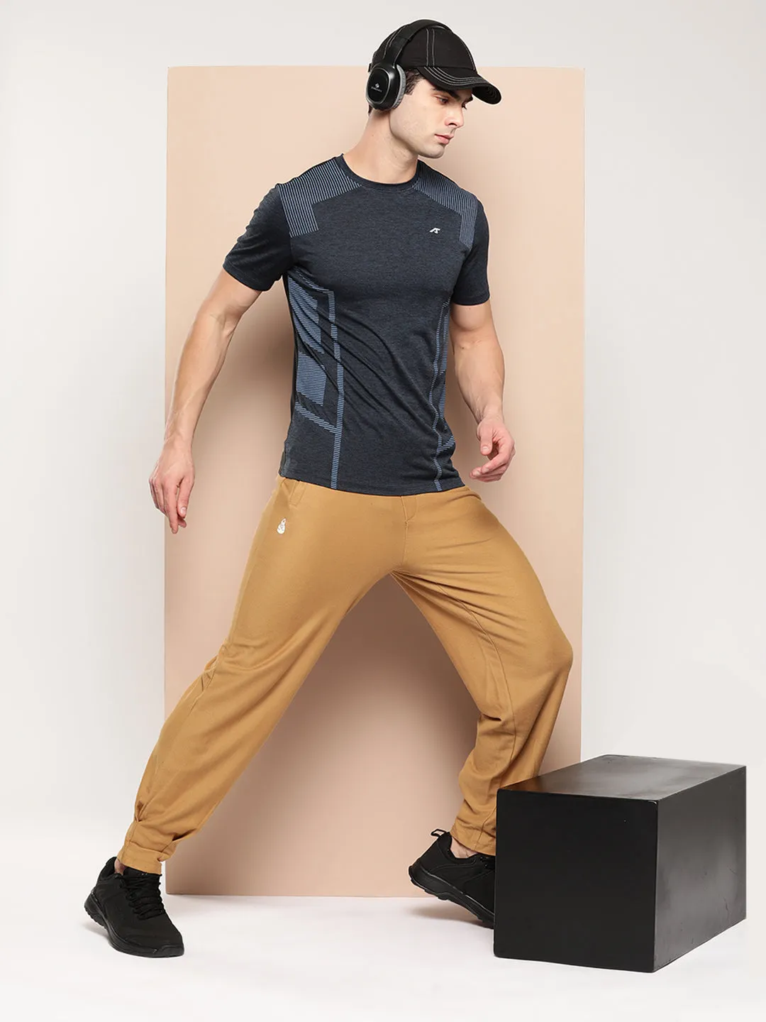 Adjustable Waist Polyester fabric Alcis Men Solid Regular Fit Cotton Joggers