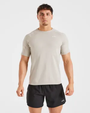 graduation Breathable Design Ascend Seamless T Shirt - Ice Grey