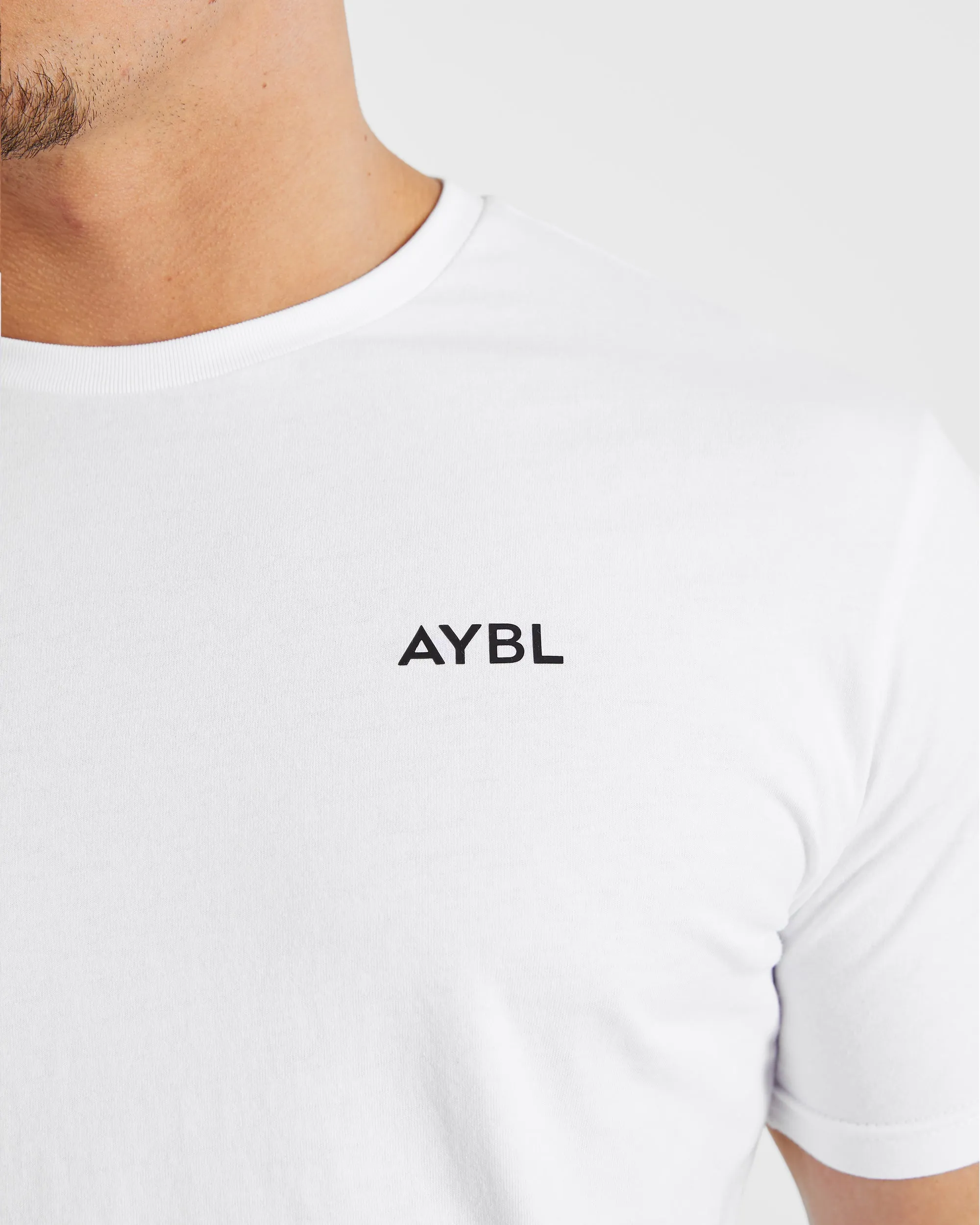 thermal Universal Silhouette Essential T Shirt - White