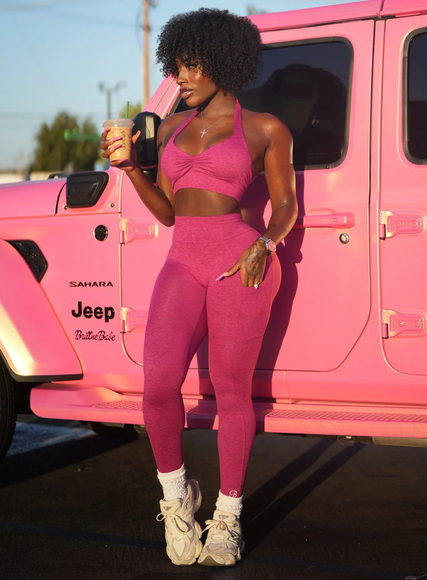 V Back Leggings Lightweight Performance Fabric