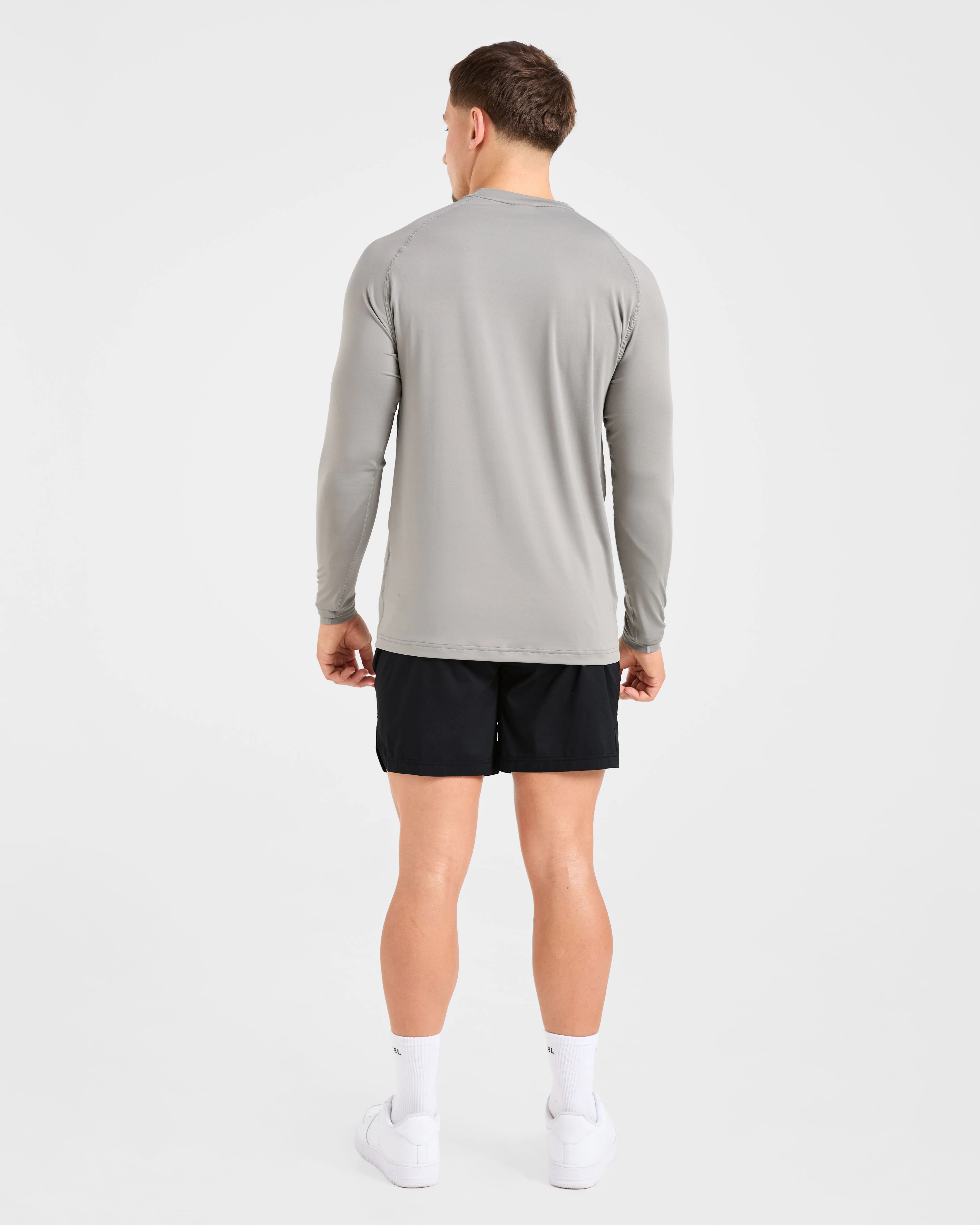Low Profile Silhouette Relaxed Fashion Essential Long Sleeve T Shirt - Olive Smoke