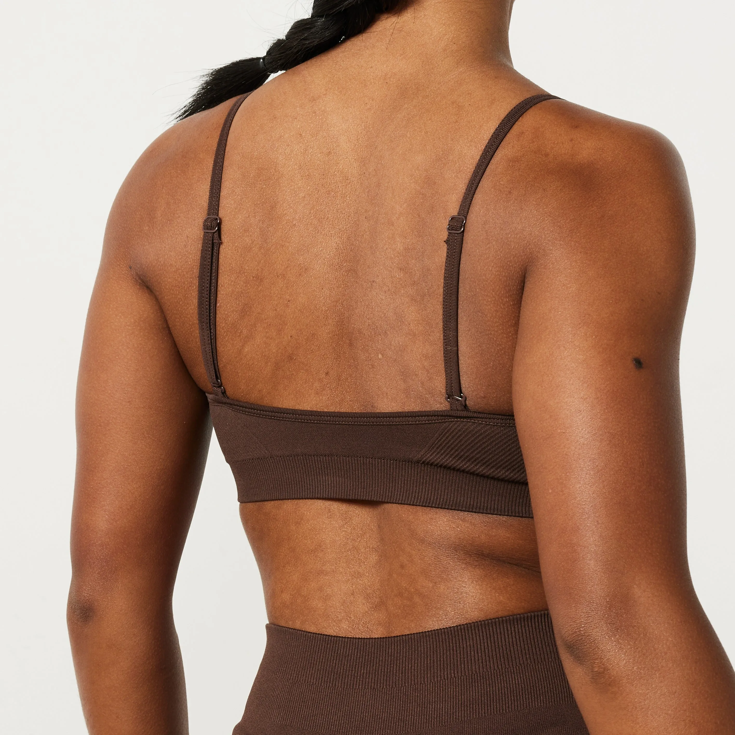 Vanquish Elevate Seamless Coffee Brown Multiway Low Support Bra slim fit