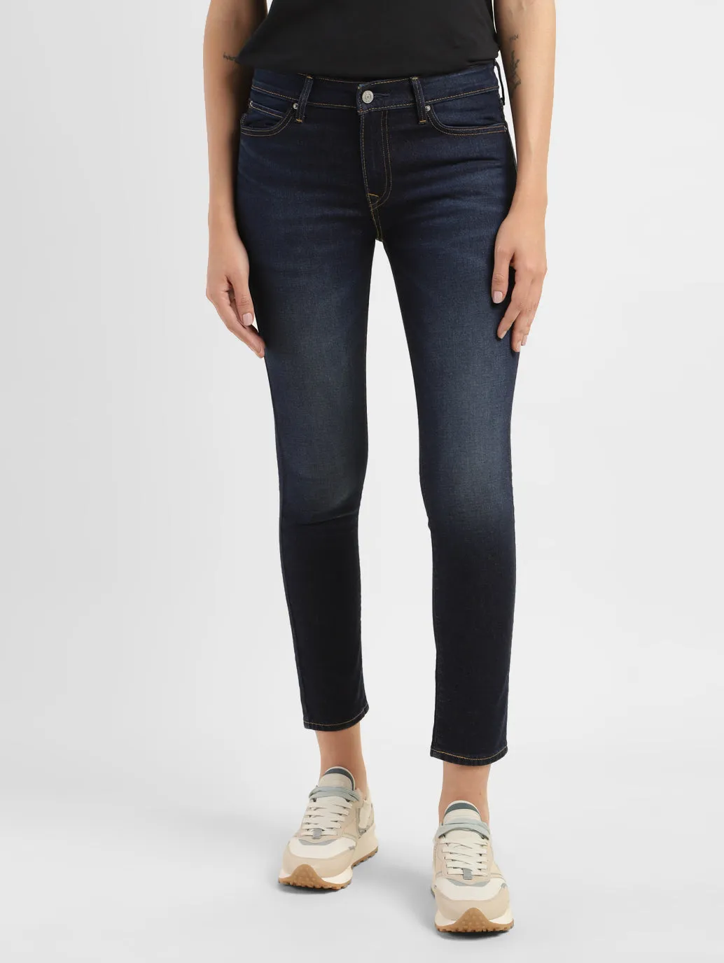 Women's 711 Blue Skinny Fit Mid Rise Jeans Elegant Bold Look Multi Layer Knee Reinforcement