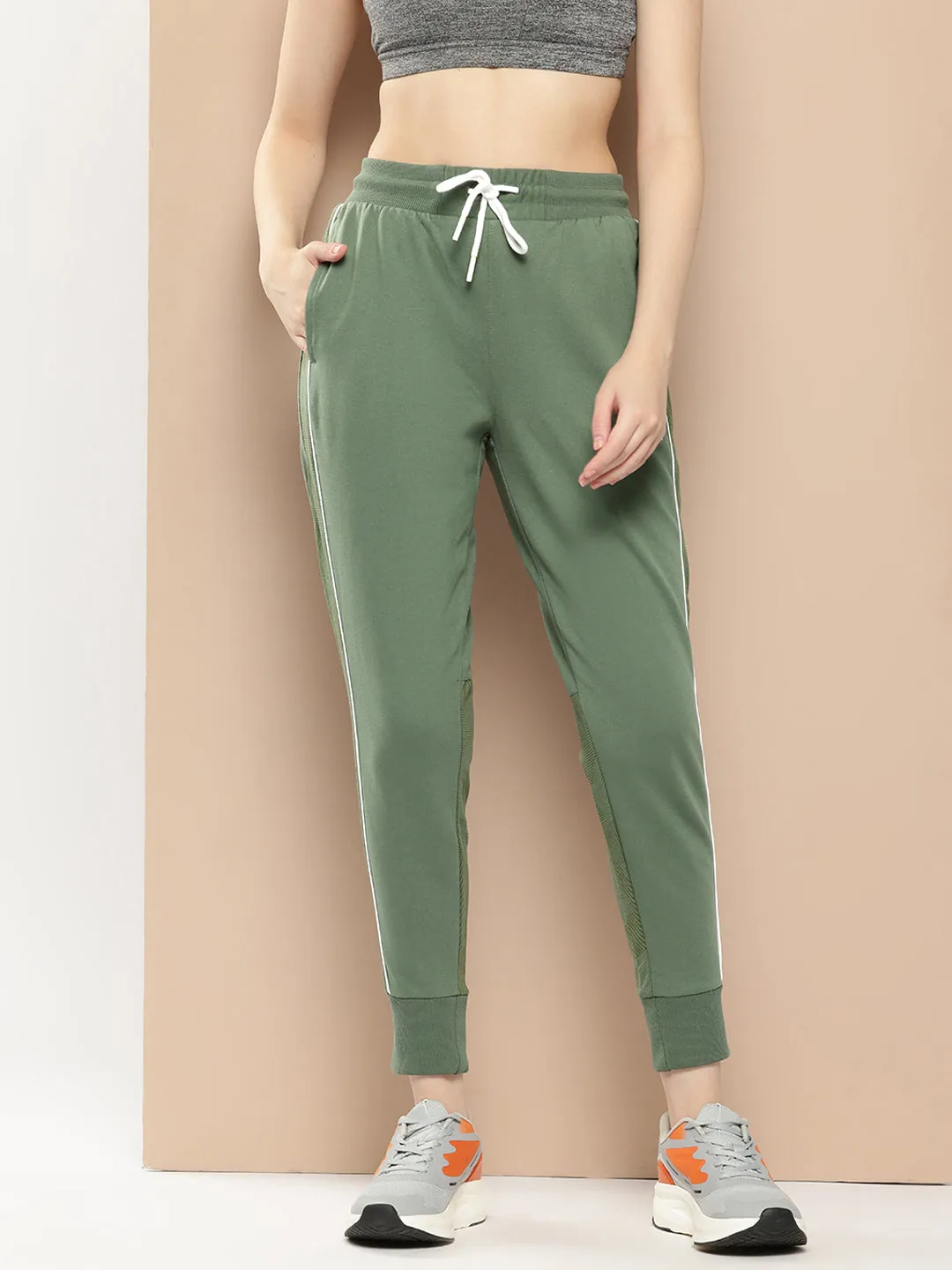 AbrasionResistantPanels Chic Style Alcis Women Solid Olive Jogger