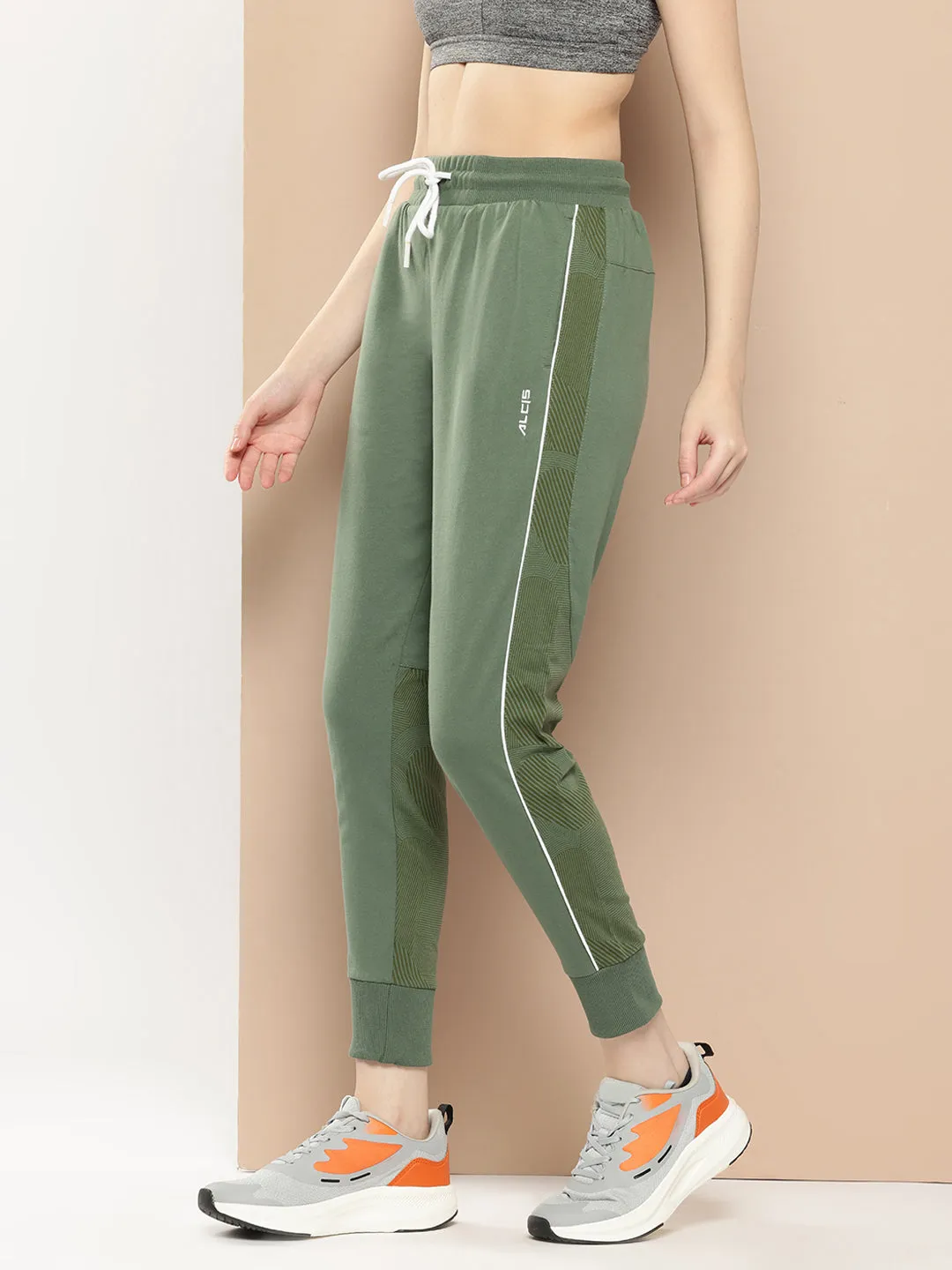 Quick Release Buckle Alcis Women Solid Olive Jogger