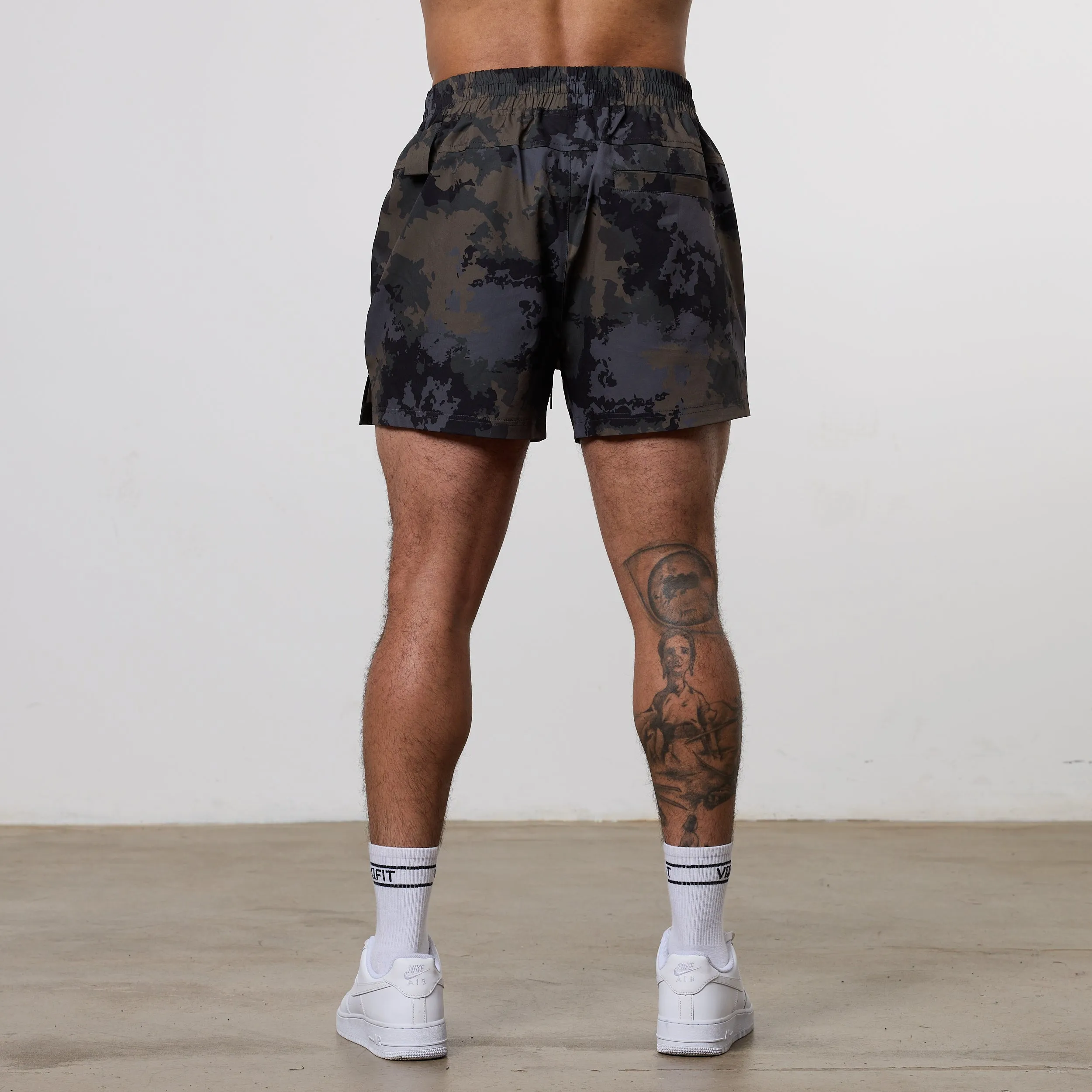 men's fashion embroidery details Vanquish Utility Brown Camo 4" Shorts