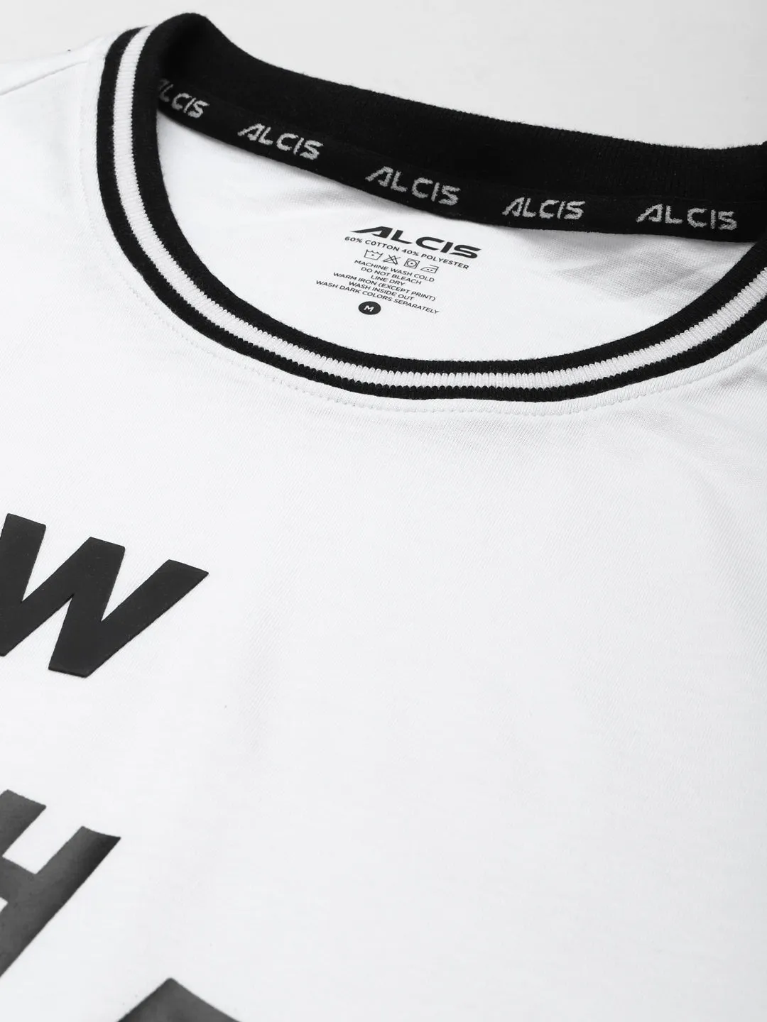 Alcis Men White Black Typography Printed Slim Fit Running T-shirt New Day Move Fast