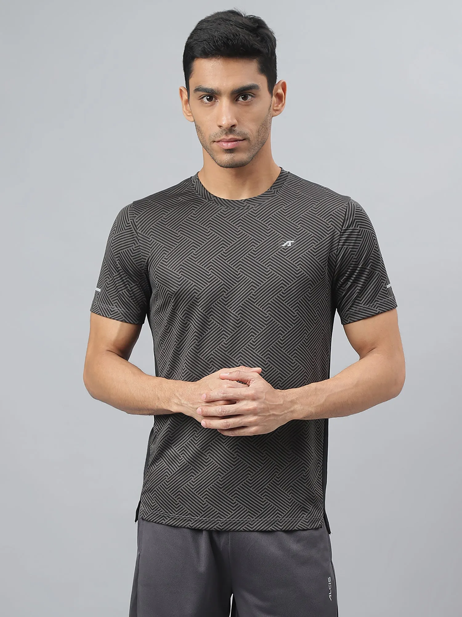 EcoFriendlyTextile Holiday Glow Alcis Men Dark Grey Drytech  Anti-Static Slim-Fit Round Neck Running T-Shirt