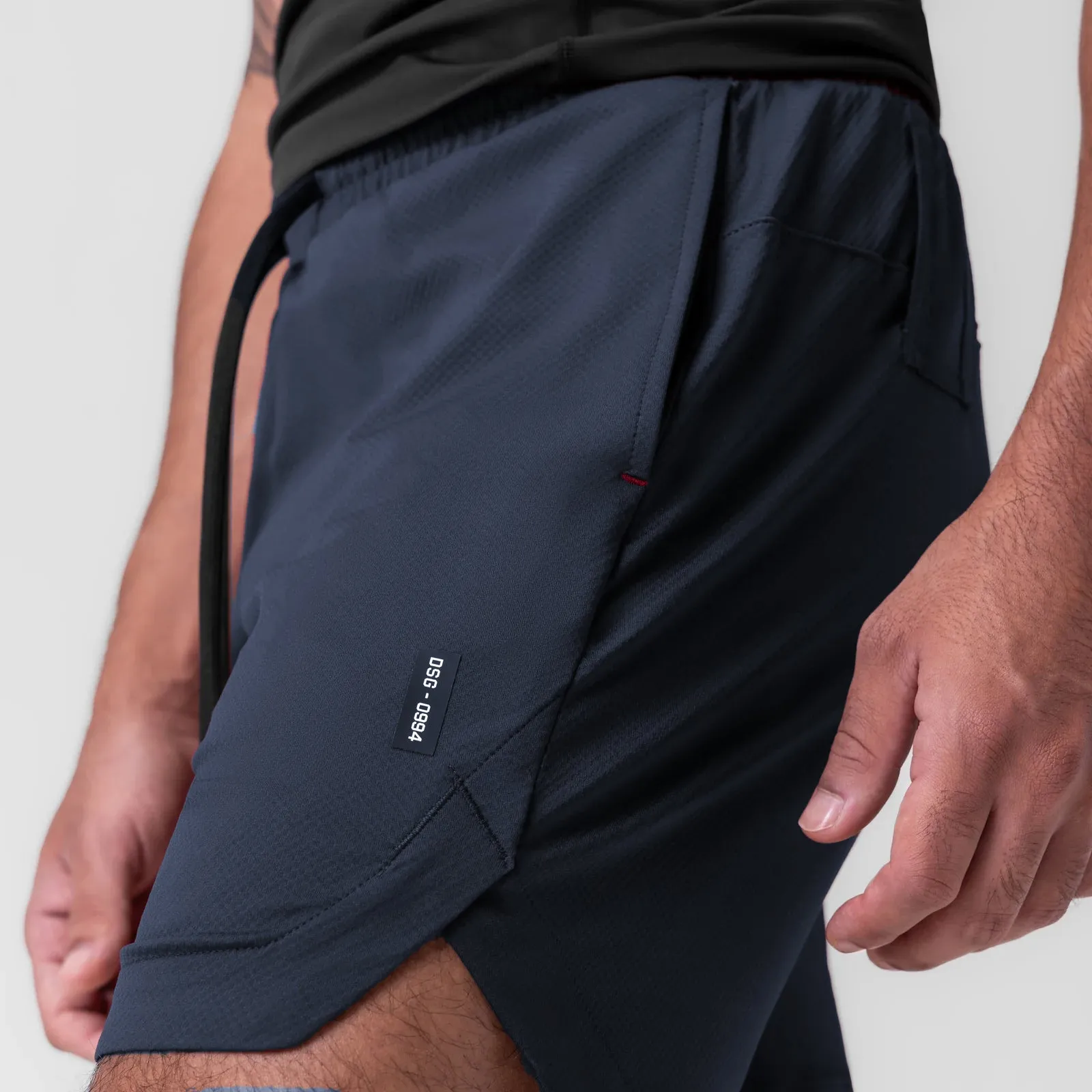 Rough texture 0994. AeroSilver? 7" Linerless Short - Navy