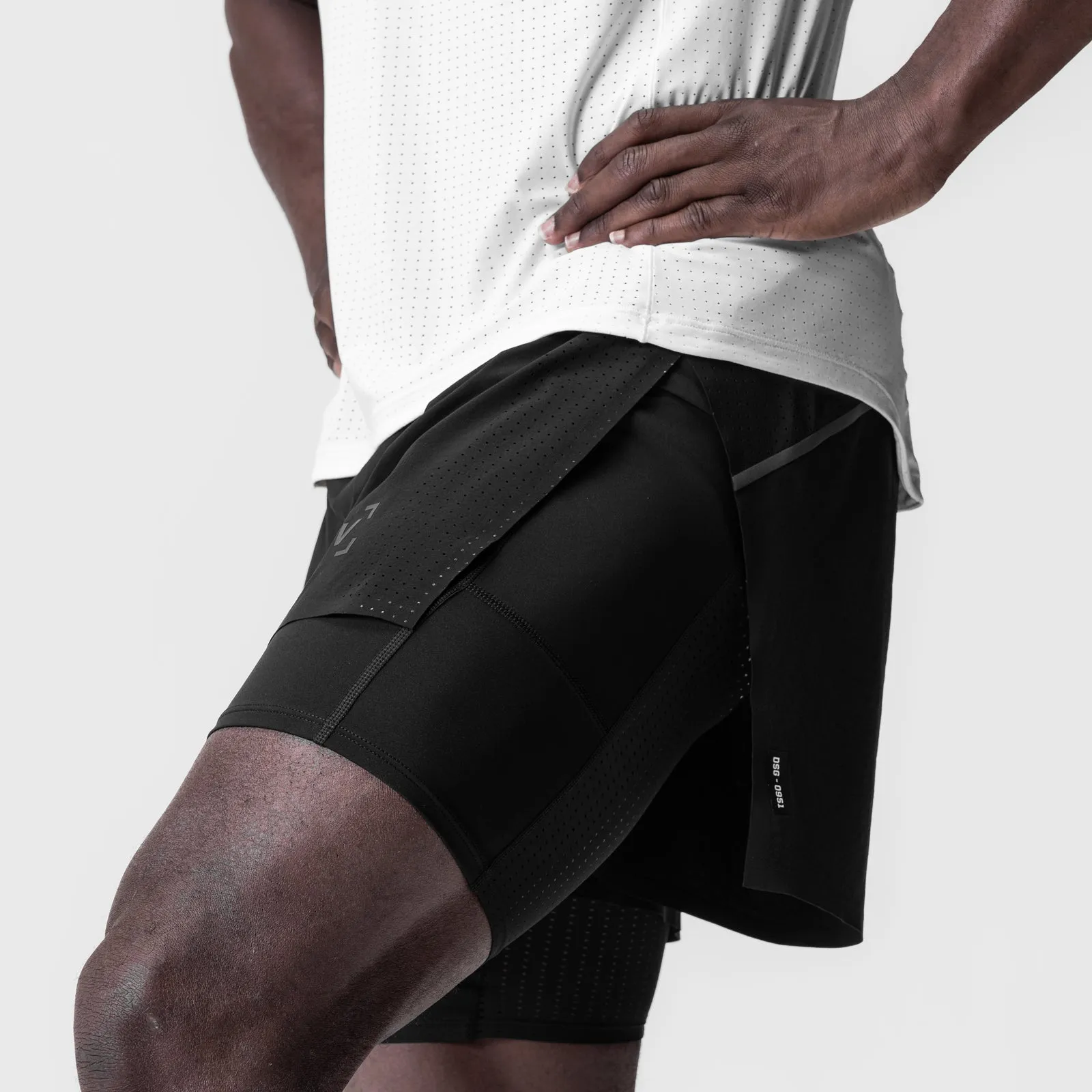surfing attire Run Ready 0951. Aerotex? 4" High Split Liner Short - Black/Black
