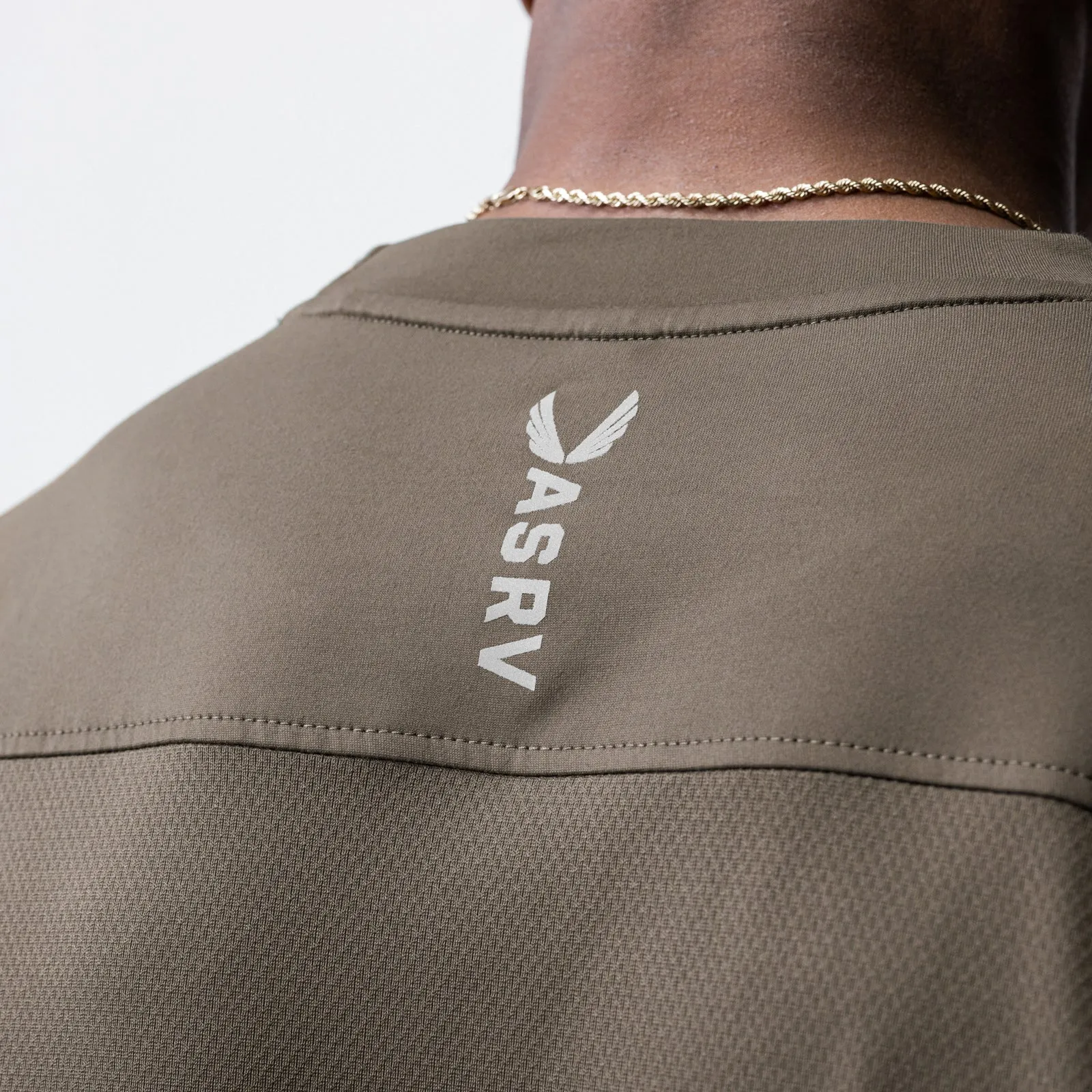 Tagless Neckline Water Based Ink Print 0715. Core Mesh Oversized Tee - Deep Taupe