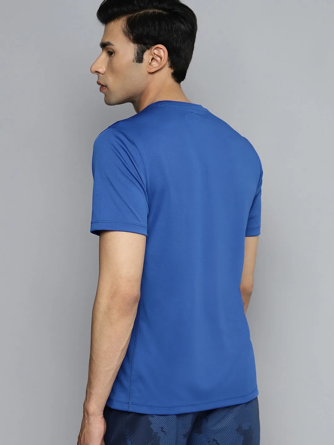 Alcis Men Blue Typography Printed Slim Fit Training or Gym T-shirt WeightlessLayeringPiece