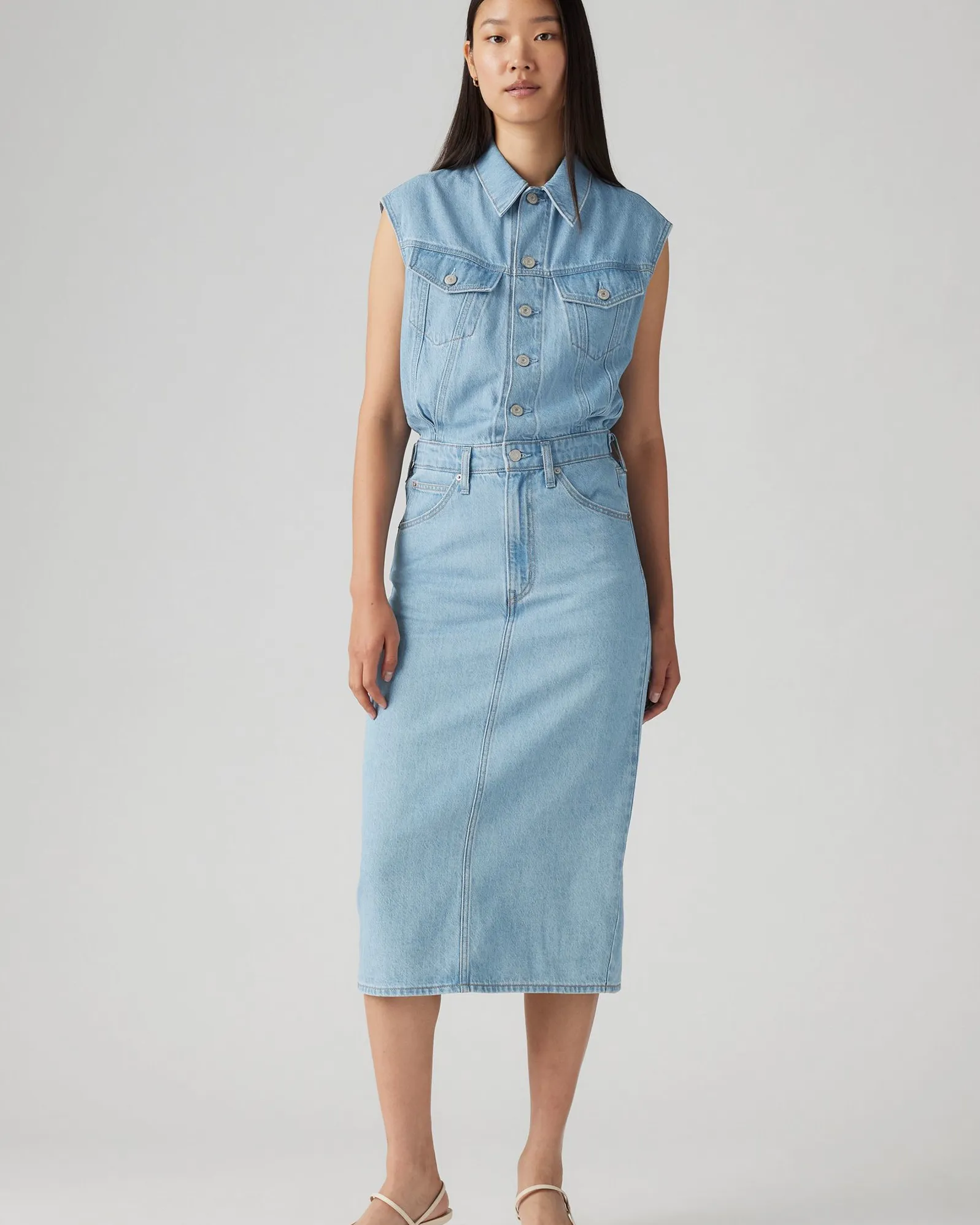 Levi's? Womens Iconic Sleeveless Midi Dress - Wrapped in Blue Textured Family Style Autumn Days Minimalist Trendy Everyday