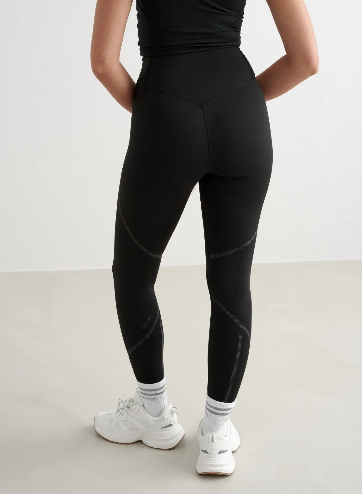 Ultra Soft Black Reflective Warming Tights