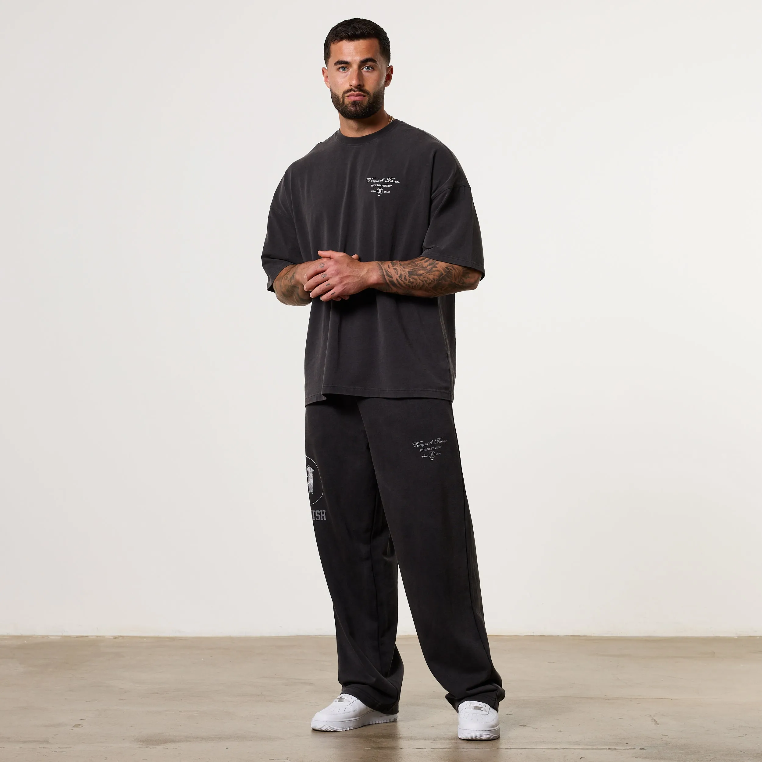 color blocking Vanquish Legacy Black Washed Oversized Boxy Tee