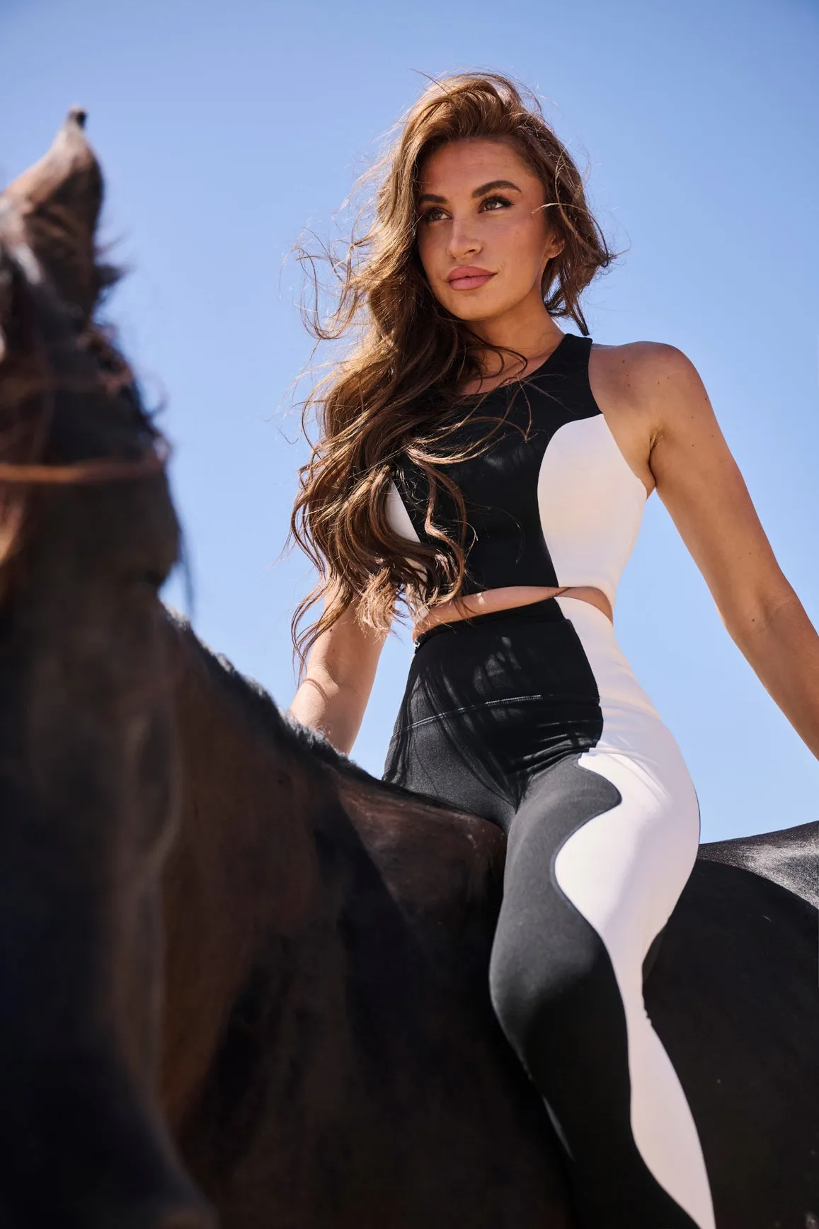 Quick Dry Technology Color-Block Racerback Sports Bra