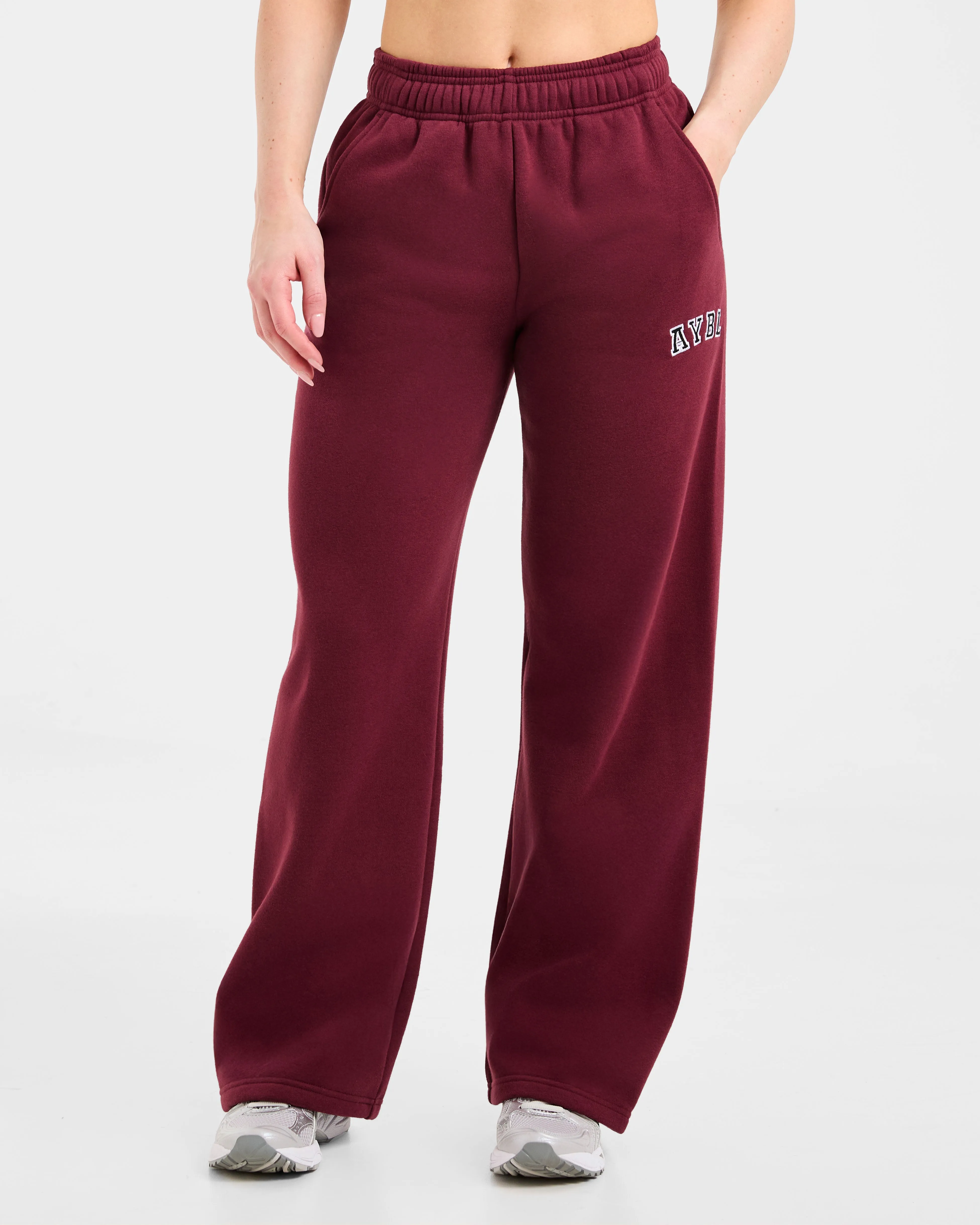 Non-Chafing Material Smooth seams Varsity 2.0 Oversized Straight Leg Joggers - Red Wine Trait
