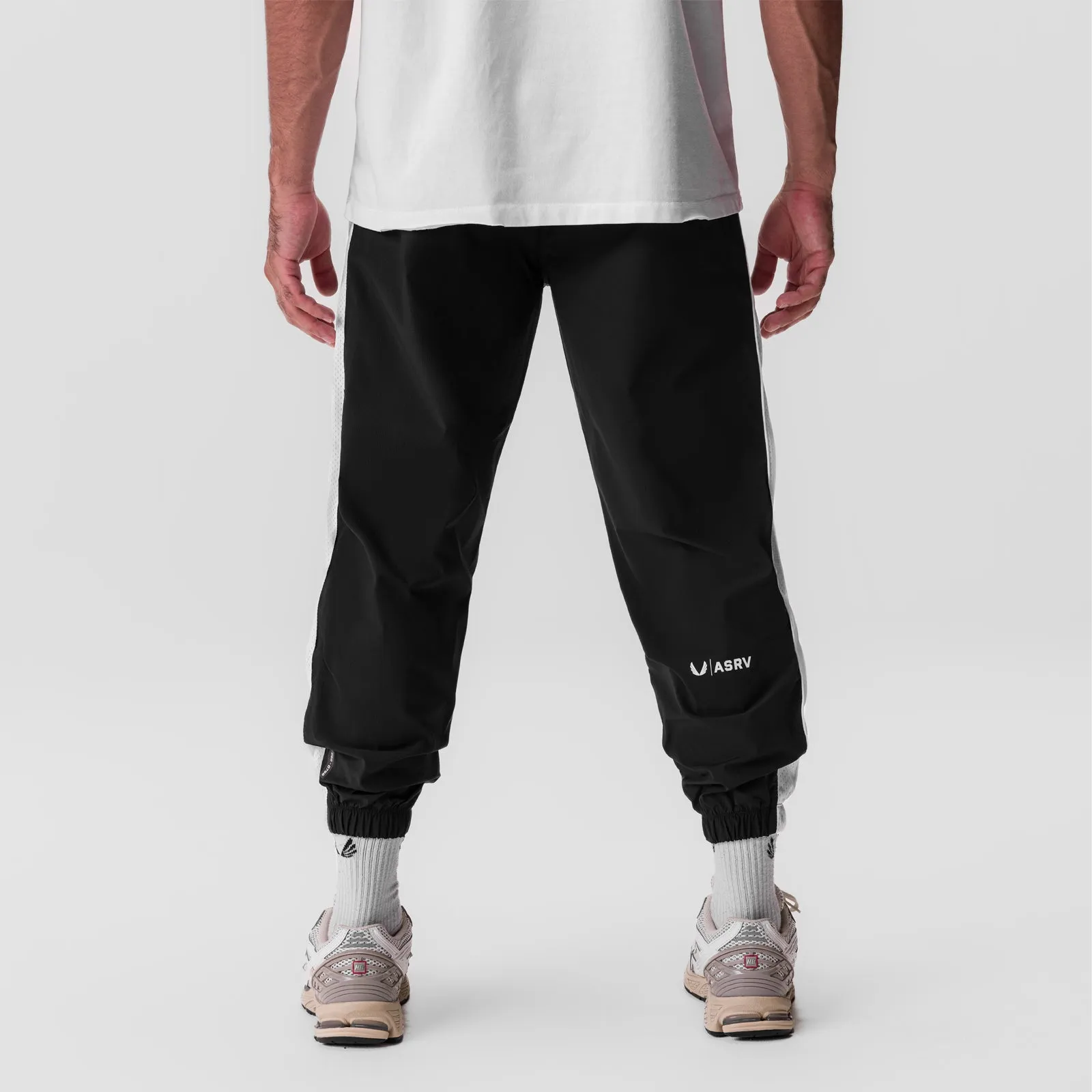 Wrinkle-Resistant Simple Comfort 0796. Ripstop Oversized Track Pant - Black