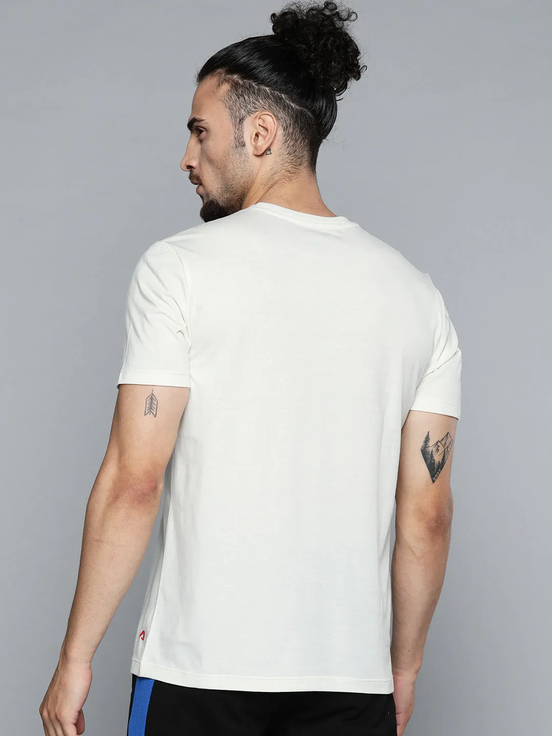 Matte Fit Easy Cool Alcis Men Off White Typography Printed Slim Fit Gym T-shirt