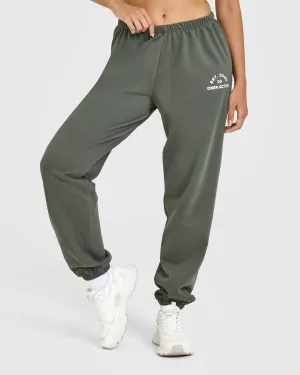 MultipocketUtility Lightweight Joggers With Graphic | Dark Khaki Comfort Cushioning
