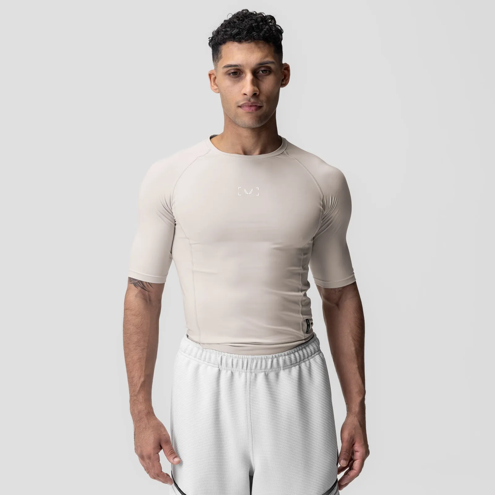 SunProtectionFabric 1027. WarpFlexx-Lite? Half-Sleeve Baselayer - Chai