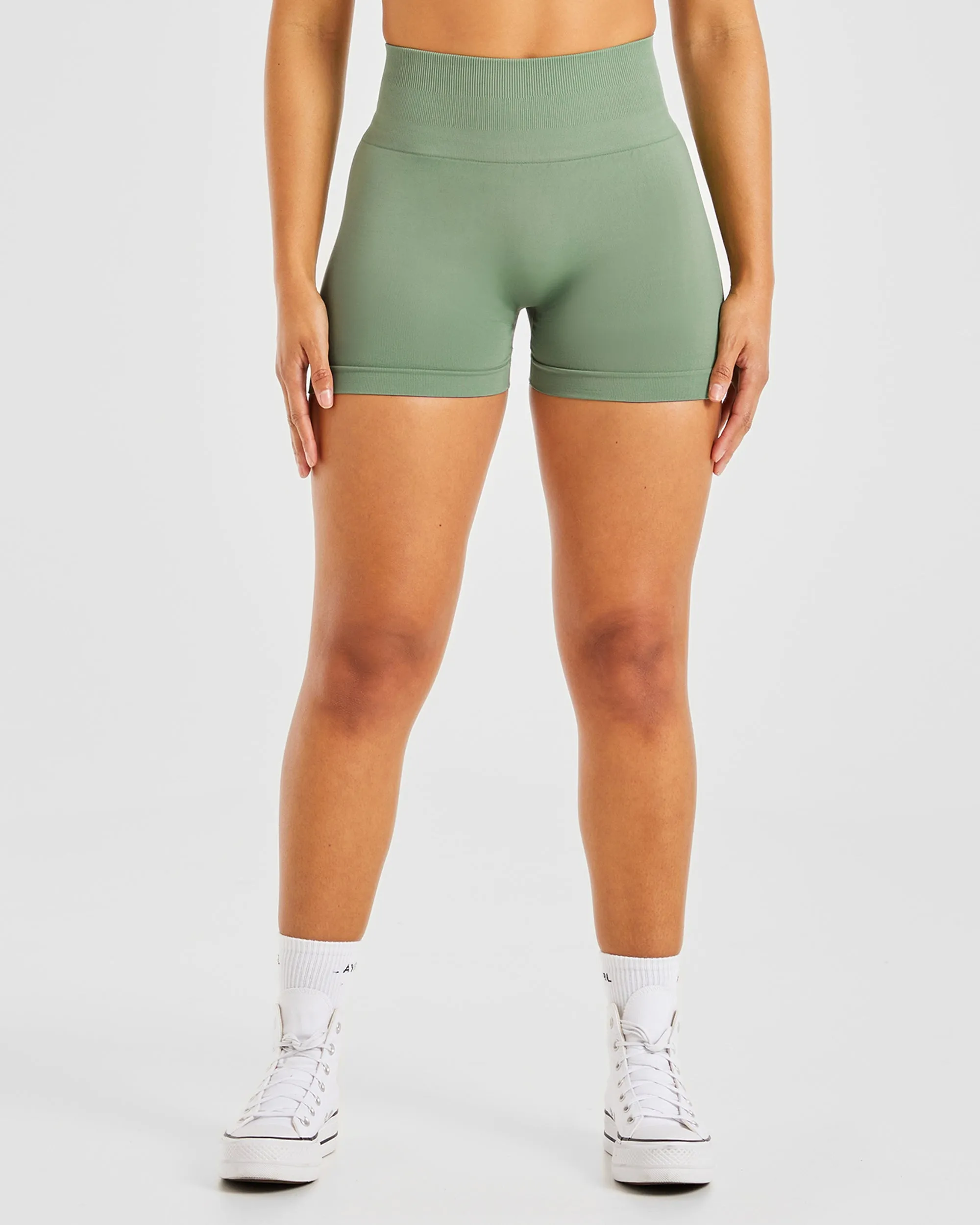 Power Seamless Shorts - Olive Double Layered Reinforcement Cooling Mesh Lining