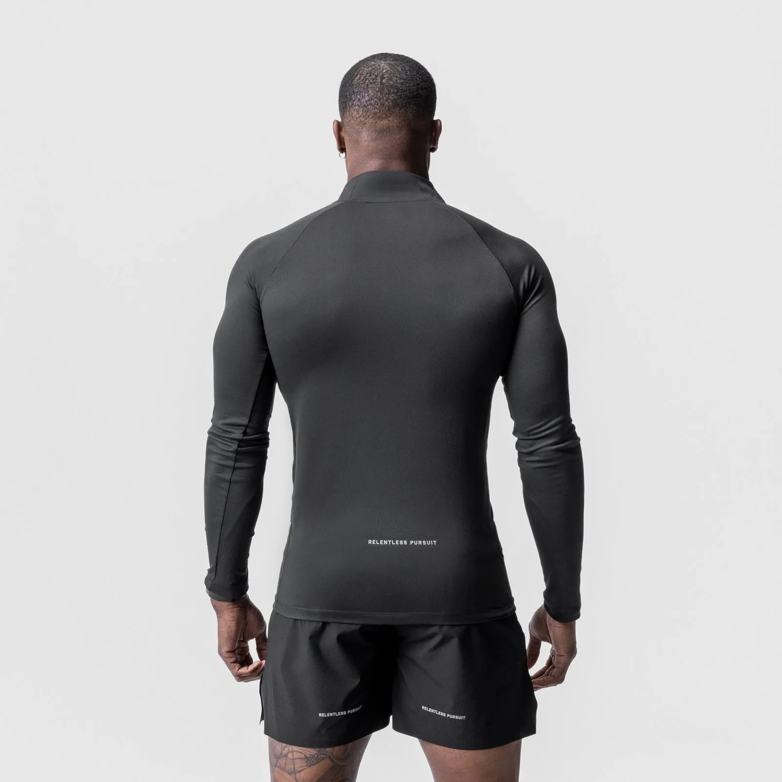 Winter Apparel 0725. Core Fitted Quarter Zip - Black