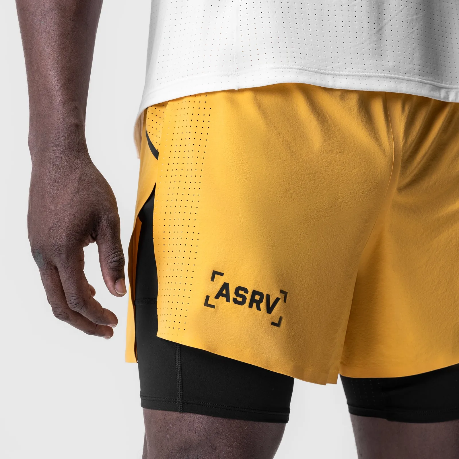 Warm Look 0951. Aerotex? 4" High Split Liner Short - Amber