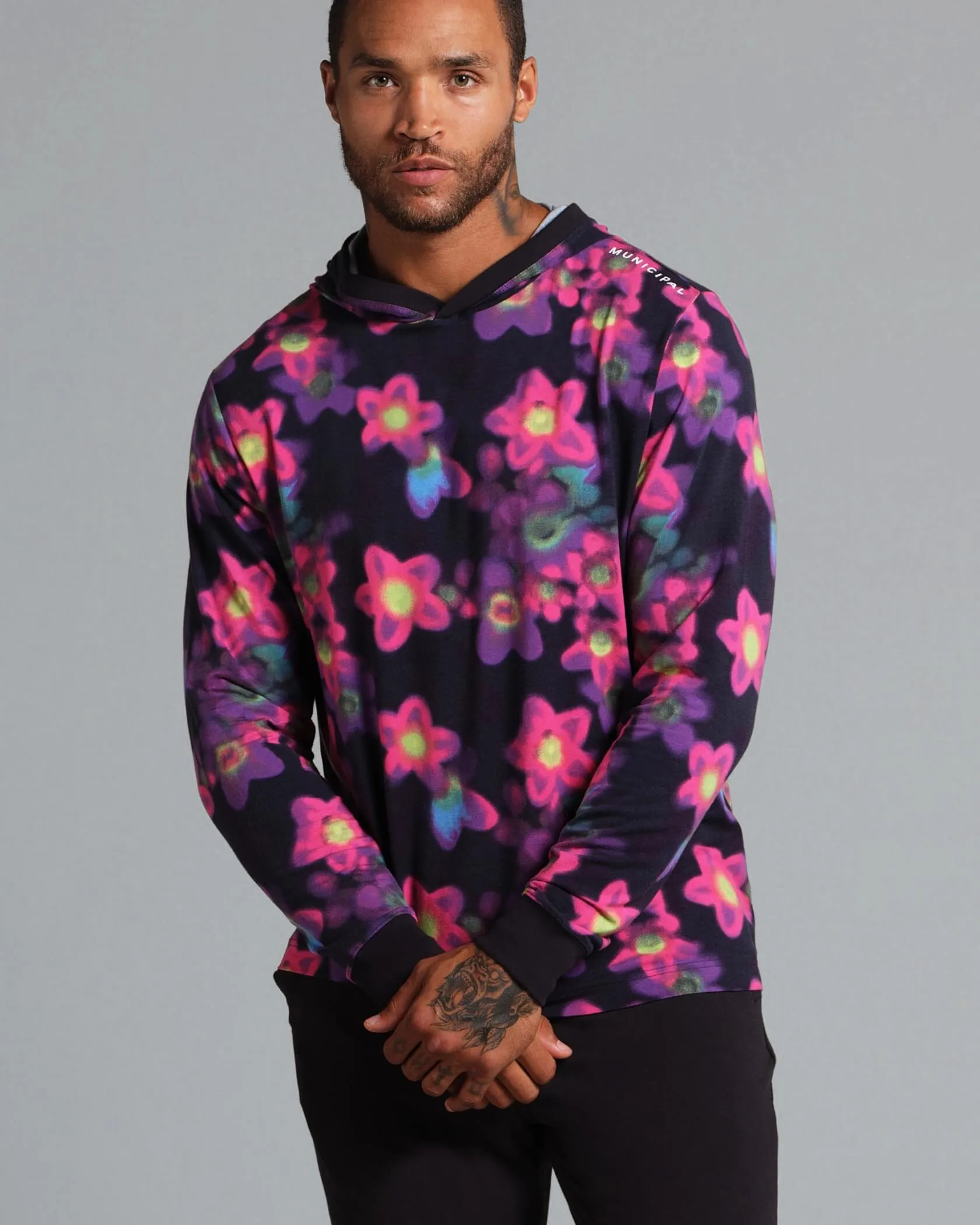 Cotton Glow Chic Edge Enduro Stretch LS Hooded T-Shirt