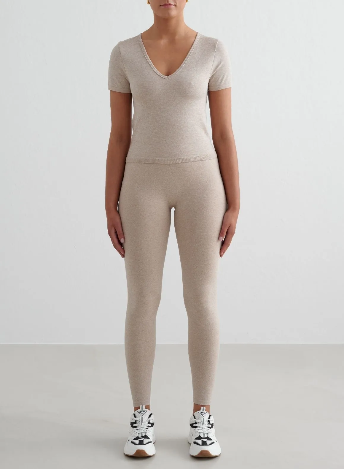 LayeredHemDetails Good stretch Beige Melange Shape Seamless Short Sleeve
