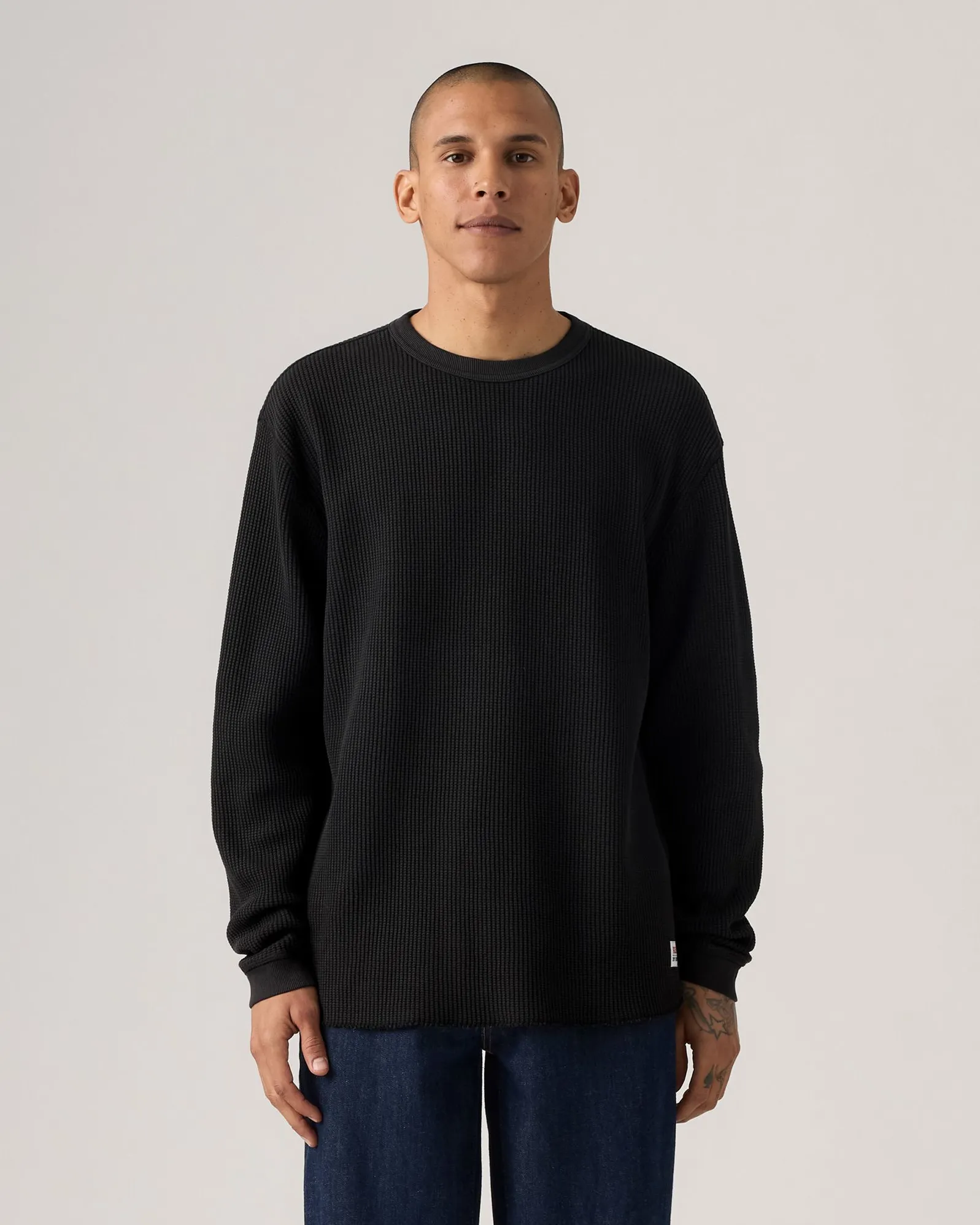 Levi's? L/S Relaxed Thermal Tee - Mineral Black GD Spring Mood Office Wear Minimalist Festival Outfit Urban Explorer