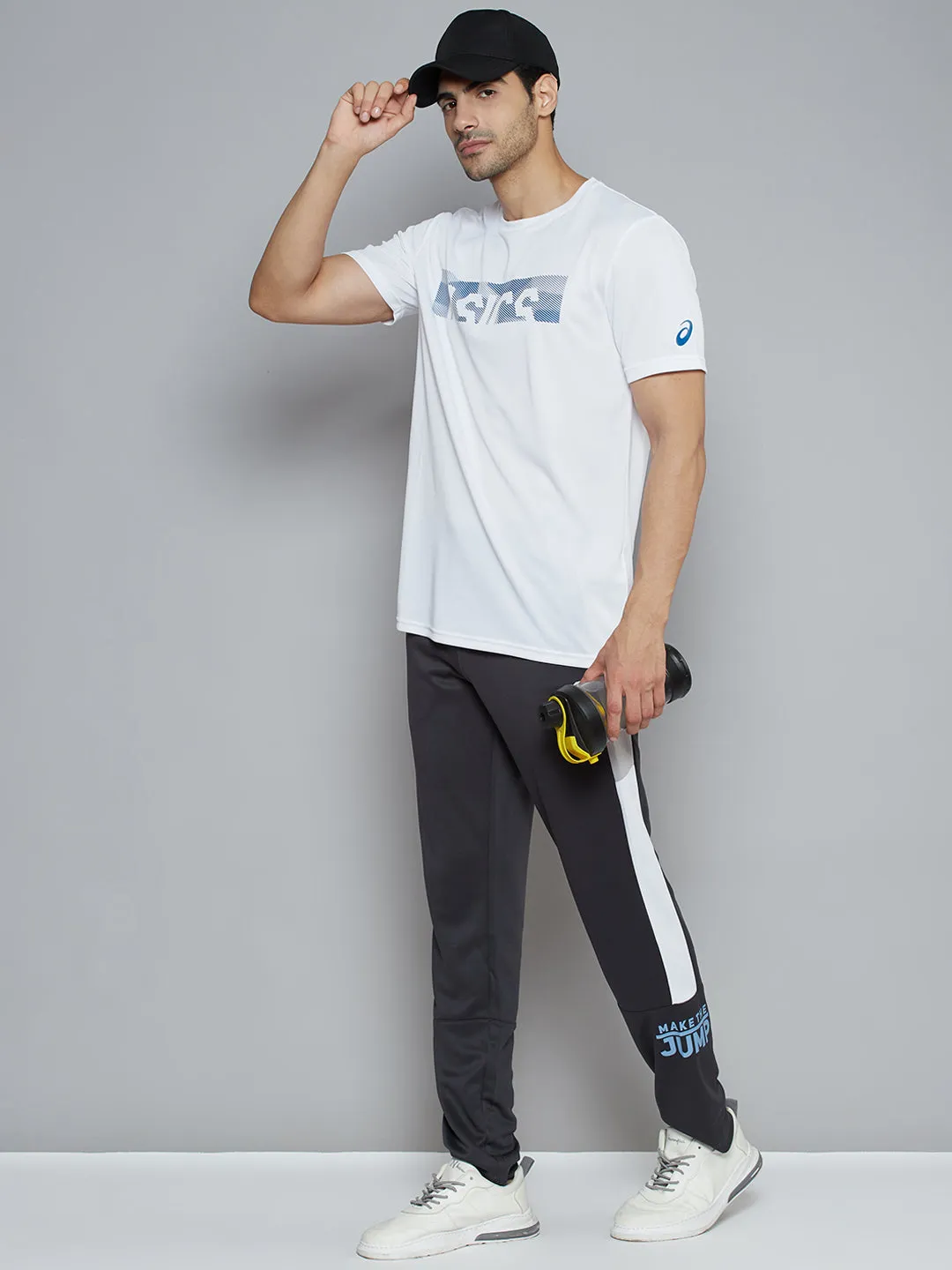 Tangle Free Cuffs Smart Motion Alcis Men Charcoal Grey Typography Print Slim Fit Running Track Pants