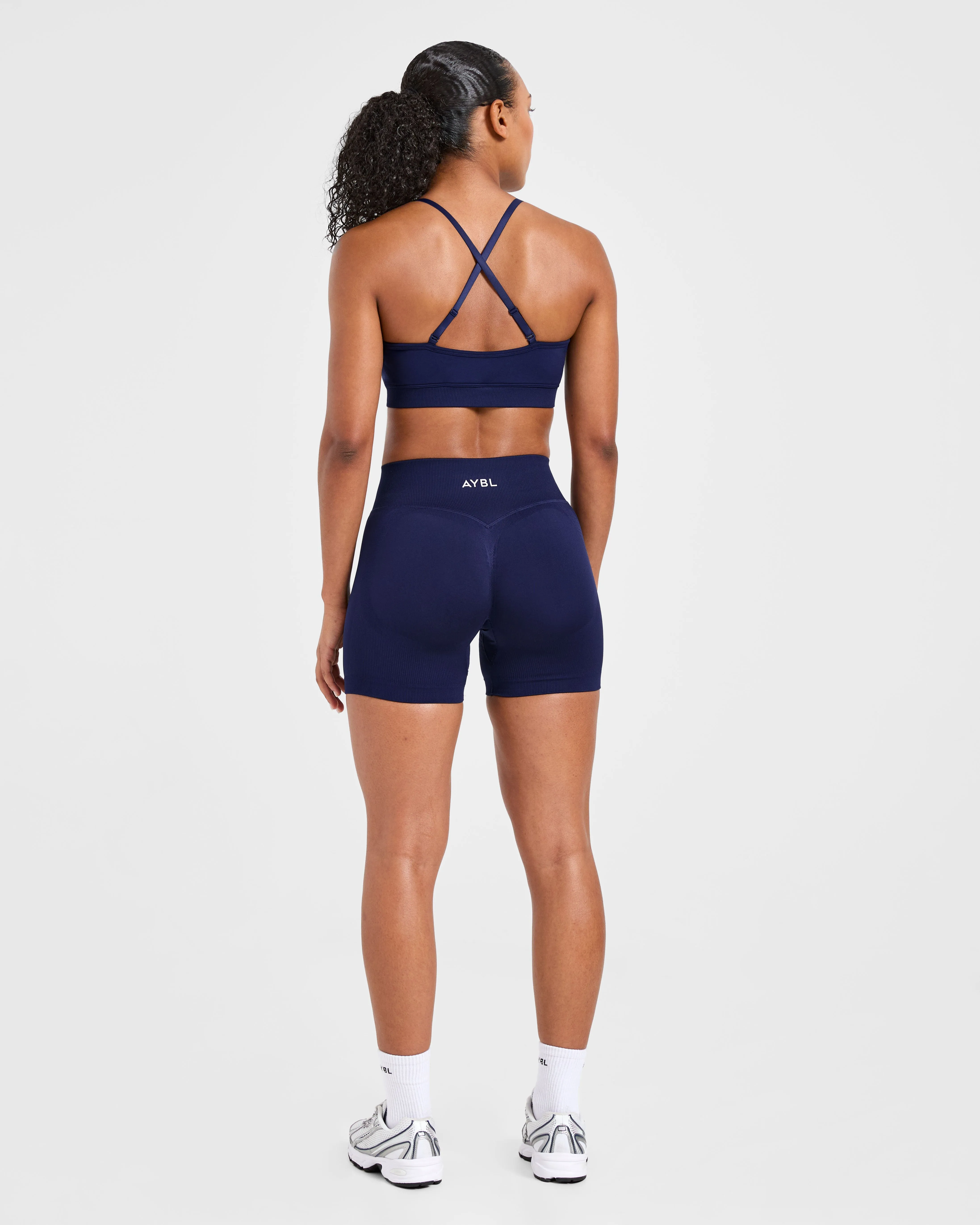 Soft Microfiber Anti-chafe Adapt Seamless Sports Bra - Deep Navy