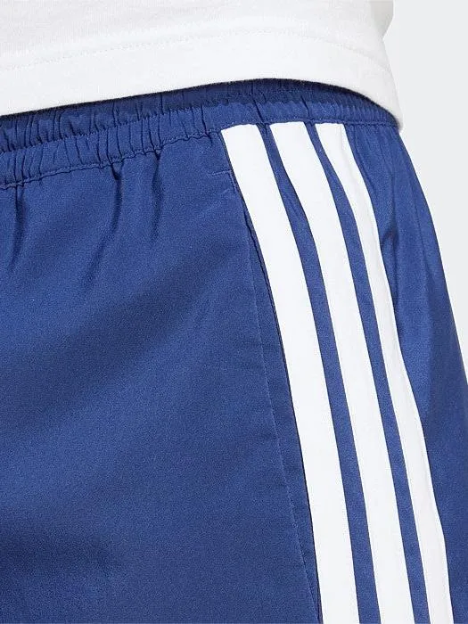 Essential 3-Stripes Chelsea Shorts Reflective Safety Details