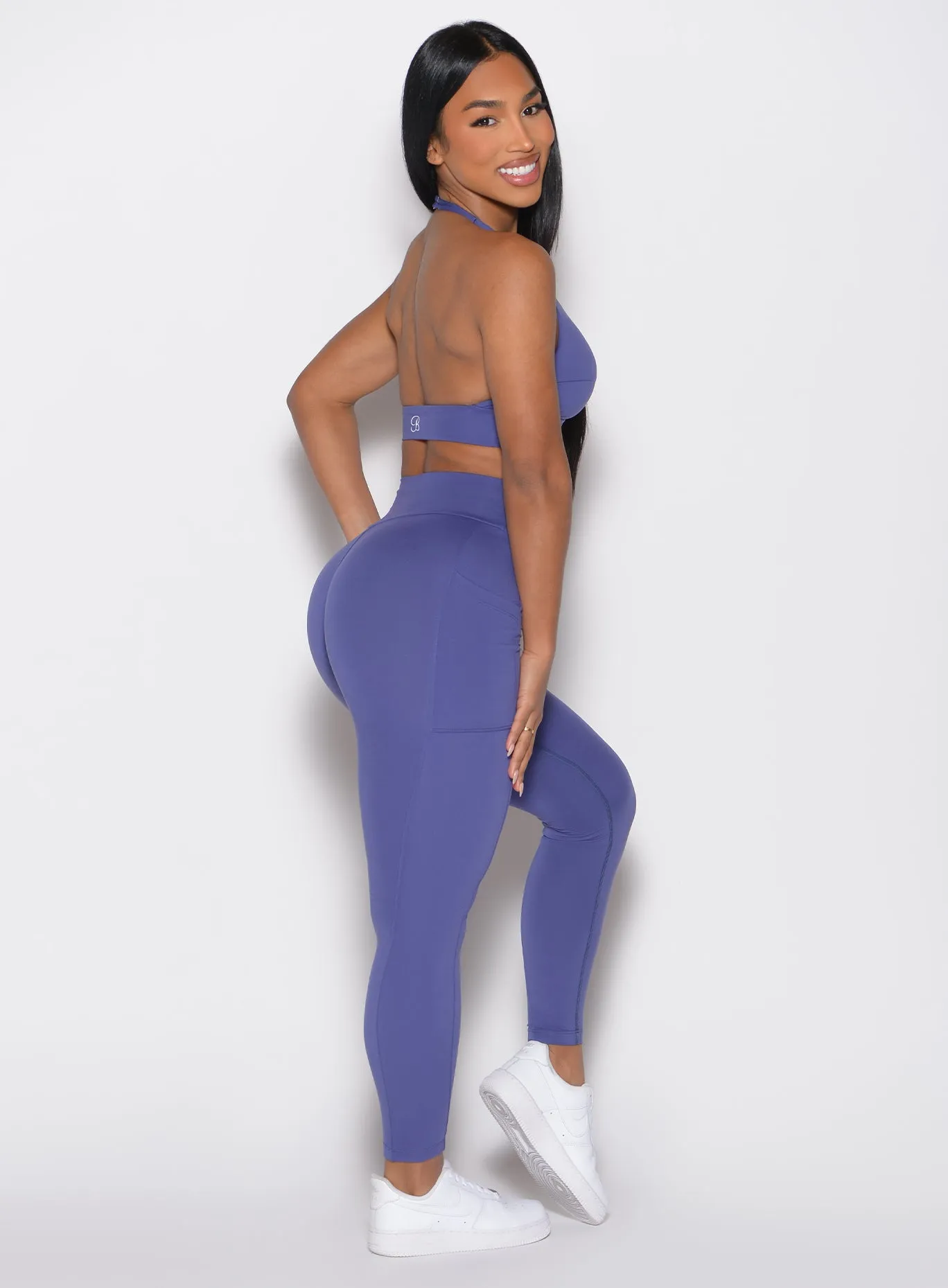 Sculpt Knot Leggings Travel Outfit
