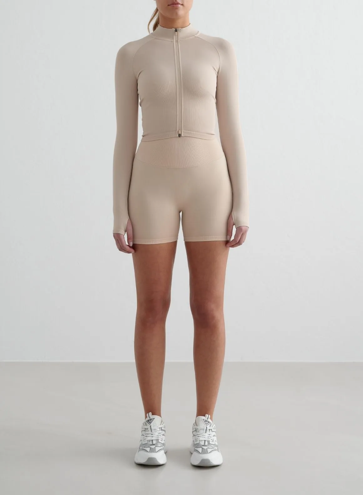 Anti Pill Surface Clay Shape Seamless Hotpants