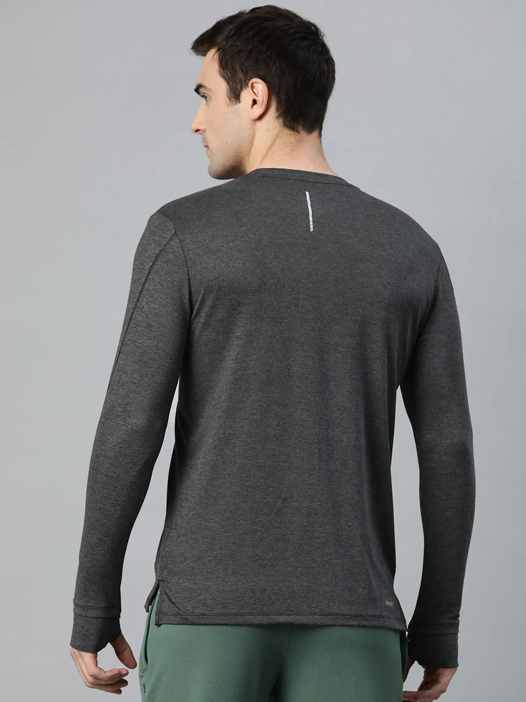 Street Fest Alcis Men Solid Dry Tech Slim Fit T-shirt