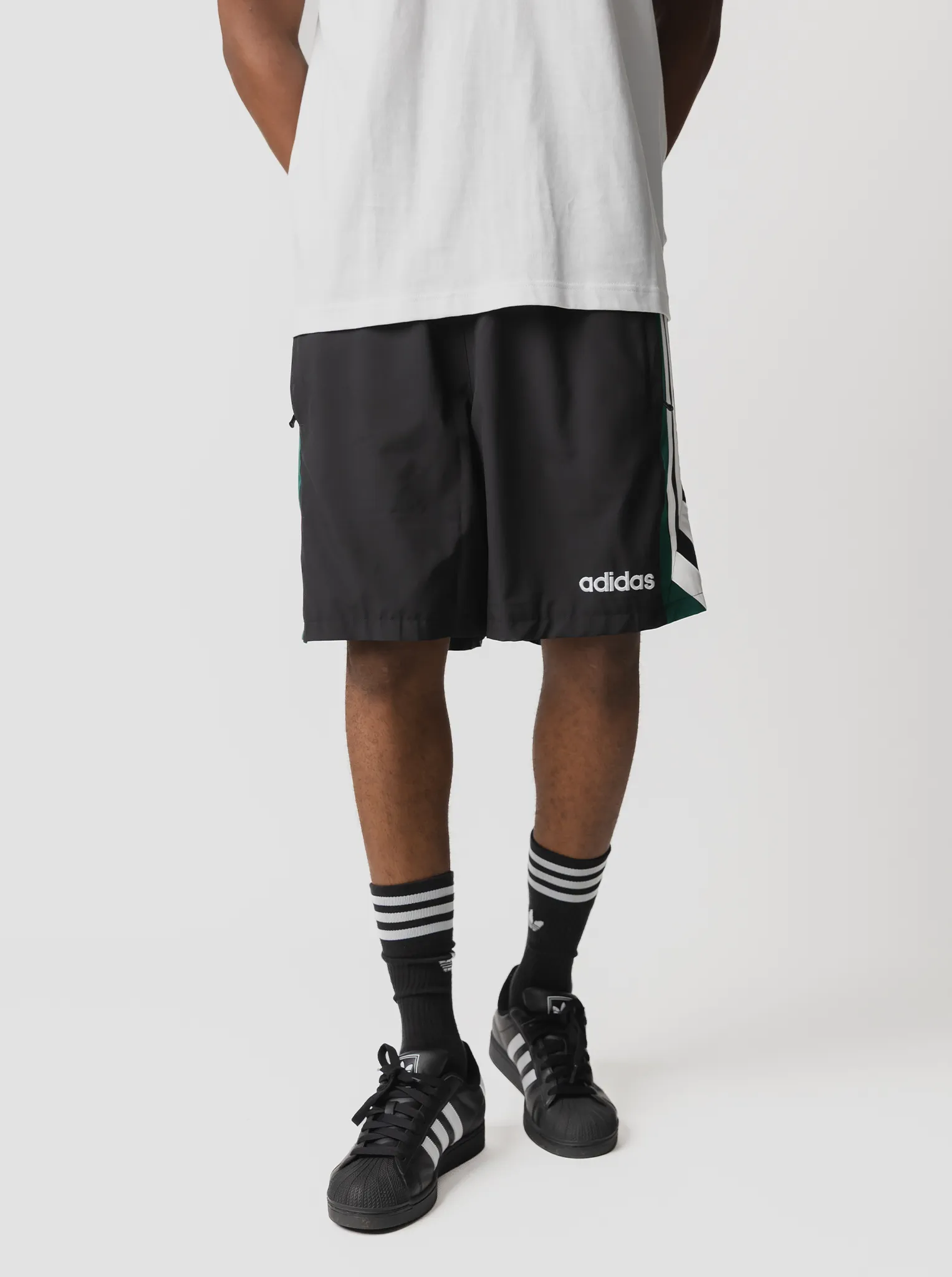 90s Football Short Non Restrictive Waistband