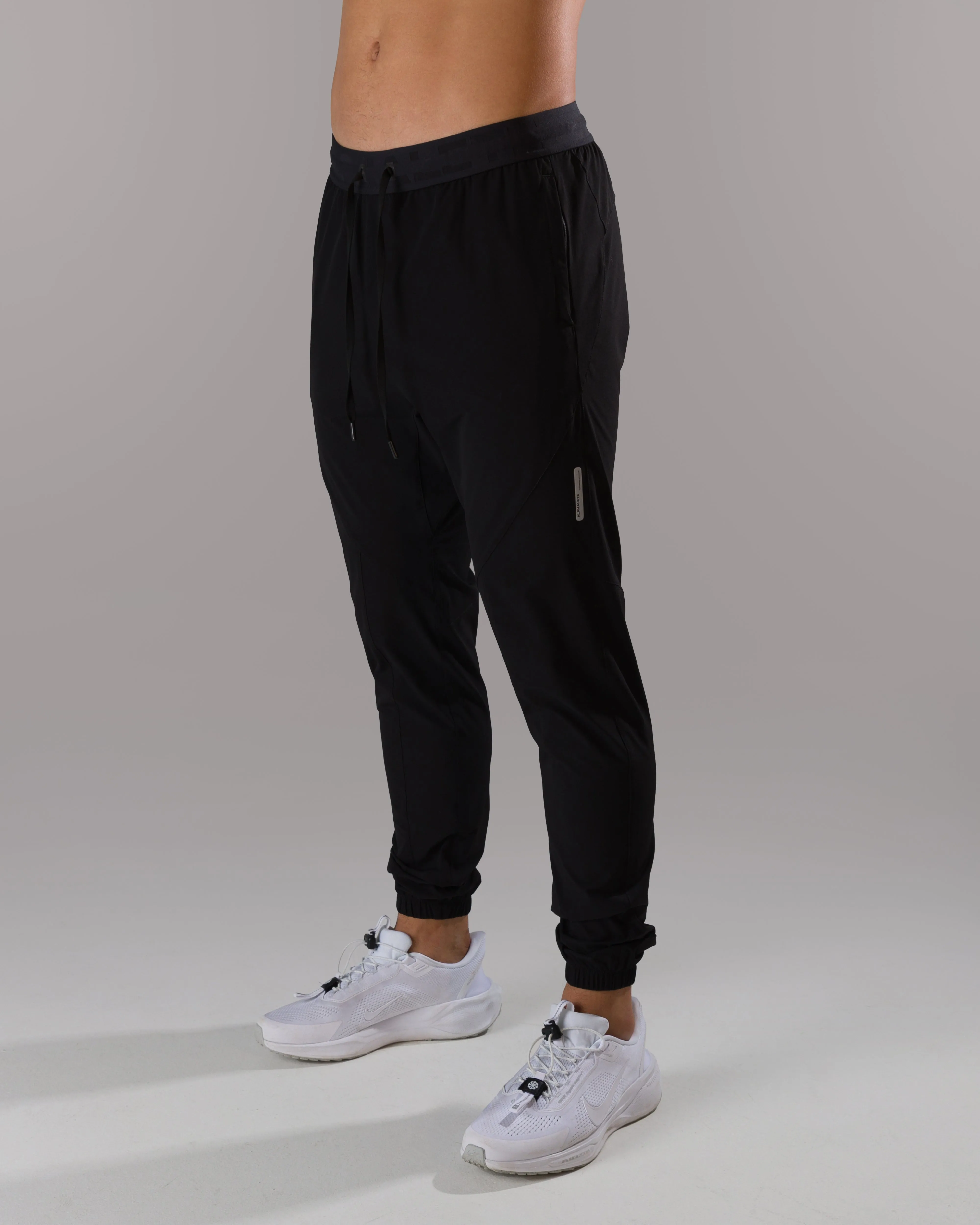 Apex Jogger - Black Quick-Dry Material Anti Slip Waistband