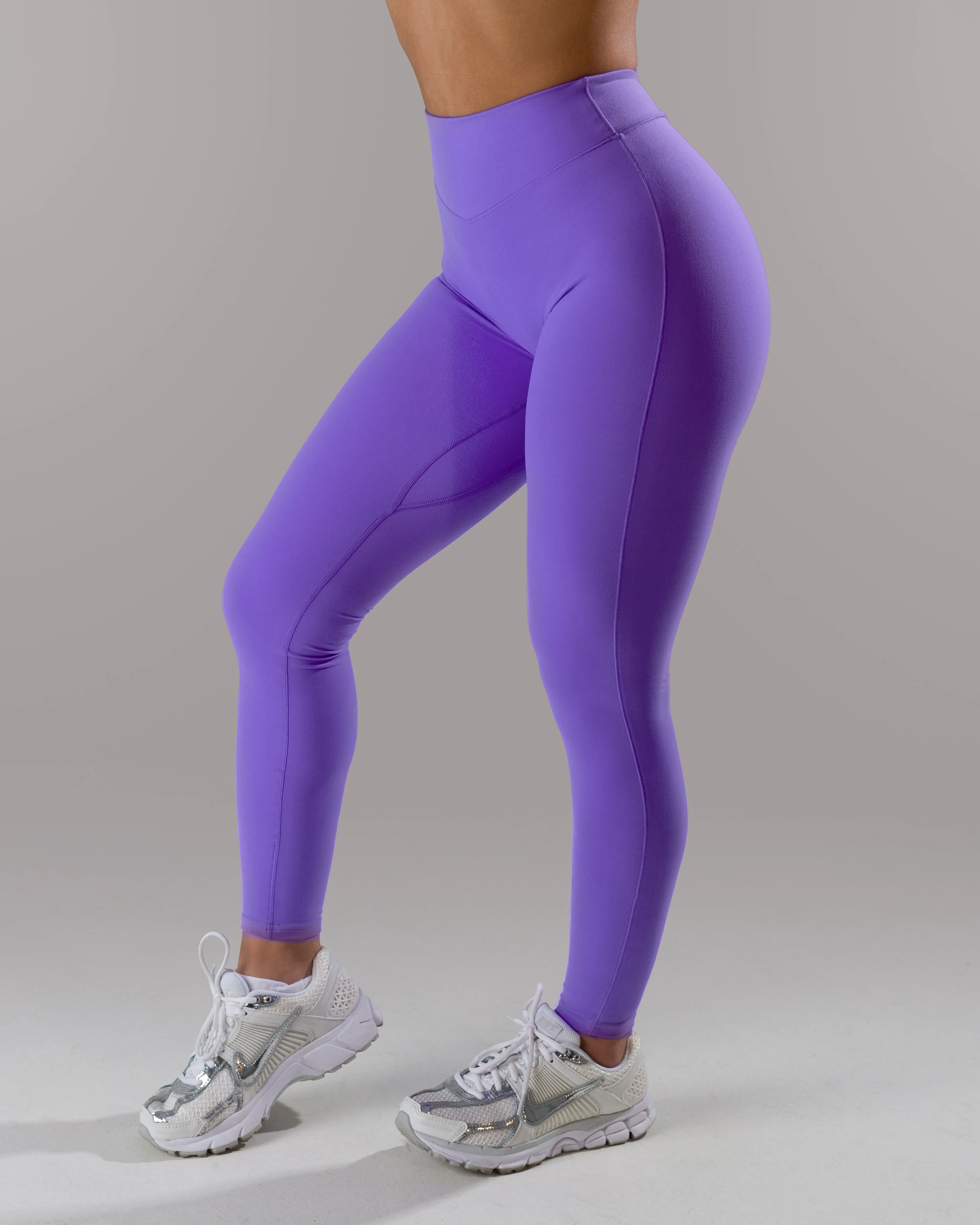 Slim Fit Comfort Seeker Flexible Compression Dip Back Legging - Ultraviolet