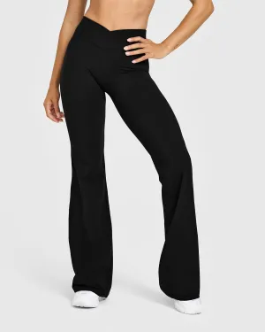 Active Lifestyle Pilates Session Street Comfort Pro Aspect Unified Wrap Flared Bottoms White Logo | Black