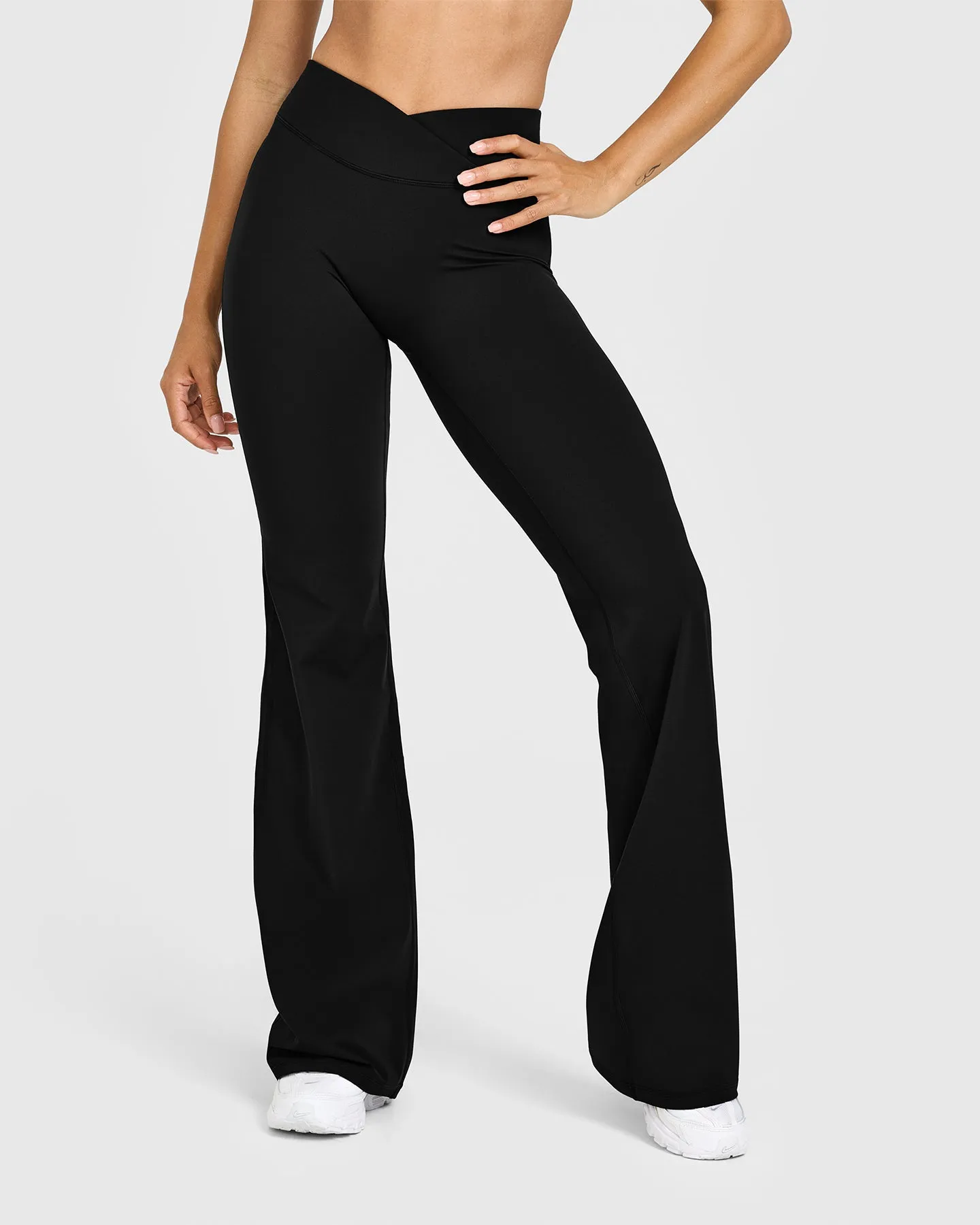 Active Lifestyle Pilates Session Street Comfort Pro Aspect Unified Wrap Flared Bottoms White Logo | Black