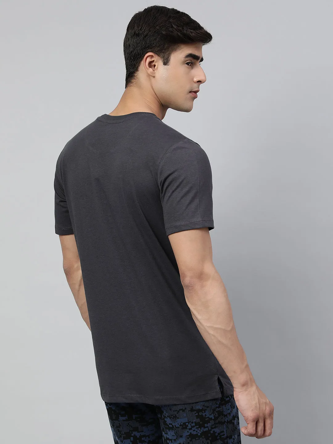 Alcis Men's Asphalt Grey Soft-Touch Regular-Fit Athleisure T-Shirt Stage Feel