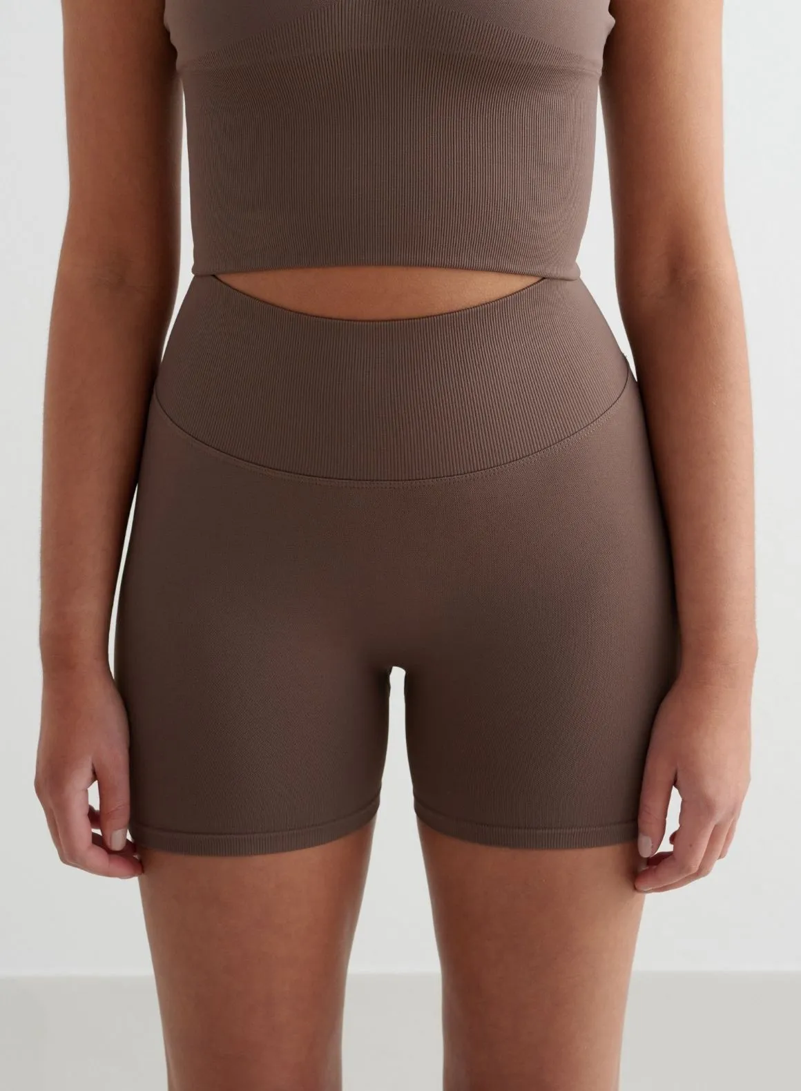 WaterResistantFinish Macchiato Shape Seamless Hotpants