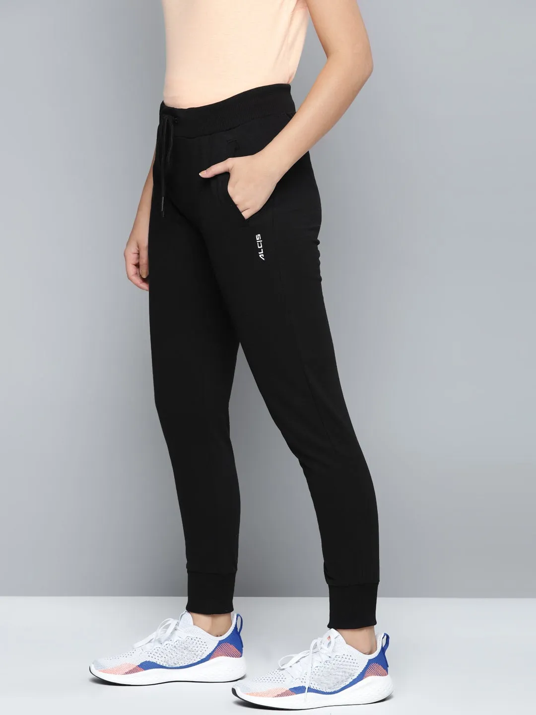 Non Tapered Leg Easy Travel Alcis Women Solid Black Jogger