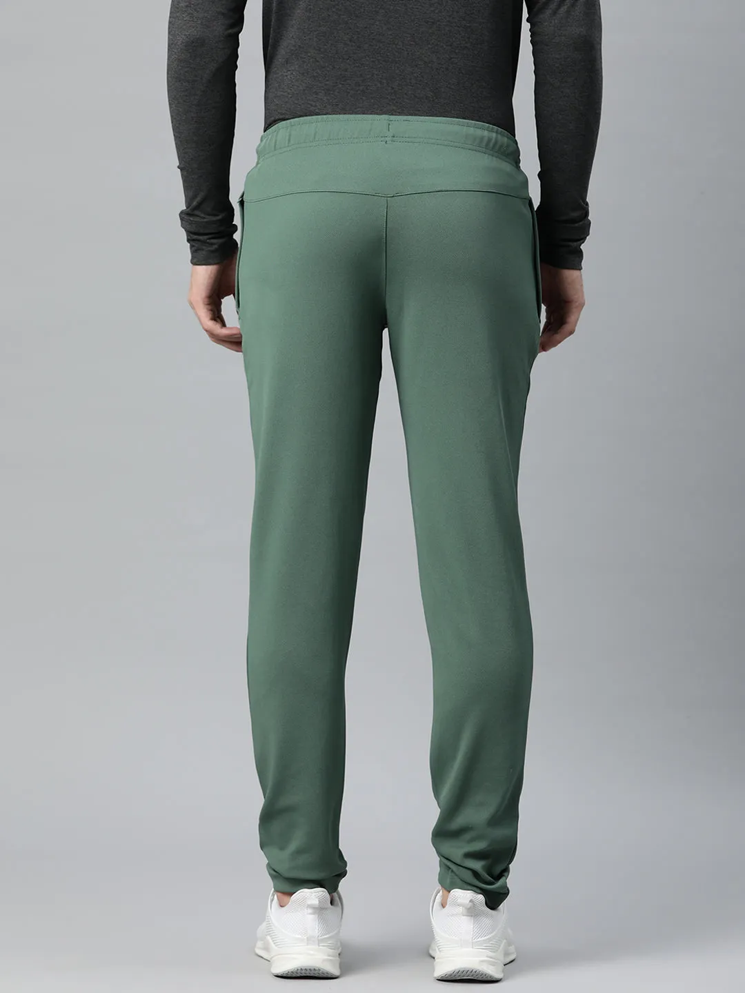 Non Restrictive Secure Cuff Design Alcis Men Solid Slim Fit Sports Track Pants