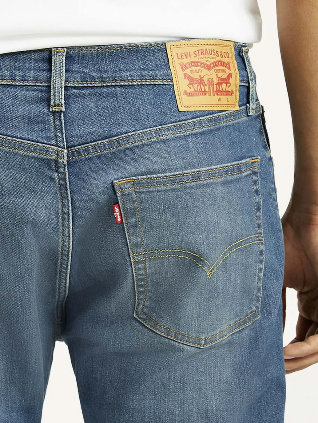 Men's 555 Med Indigo Loose Fit Mid Rise Jeans Couple Look Elegant Summer Vibes