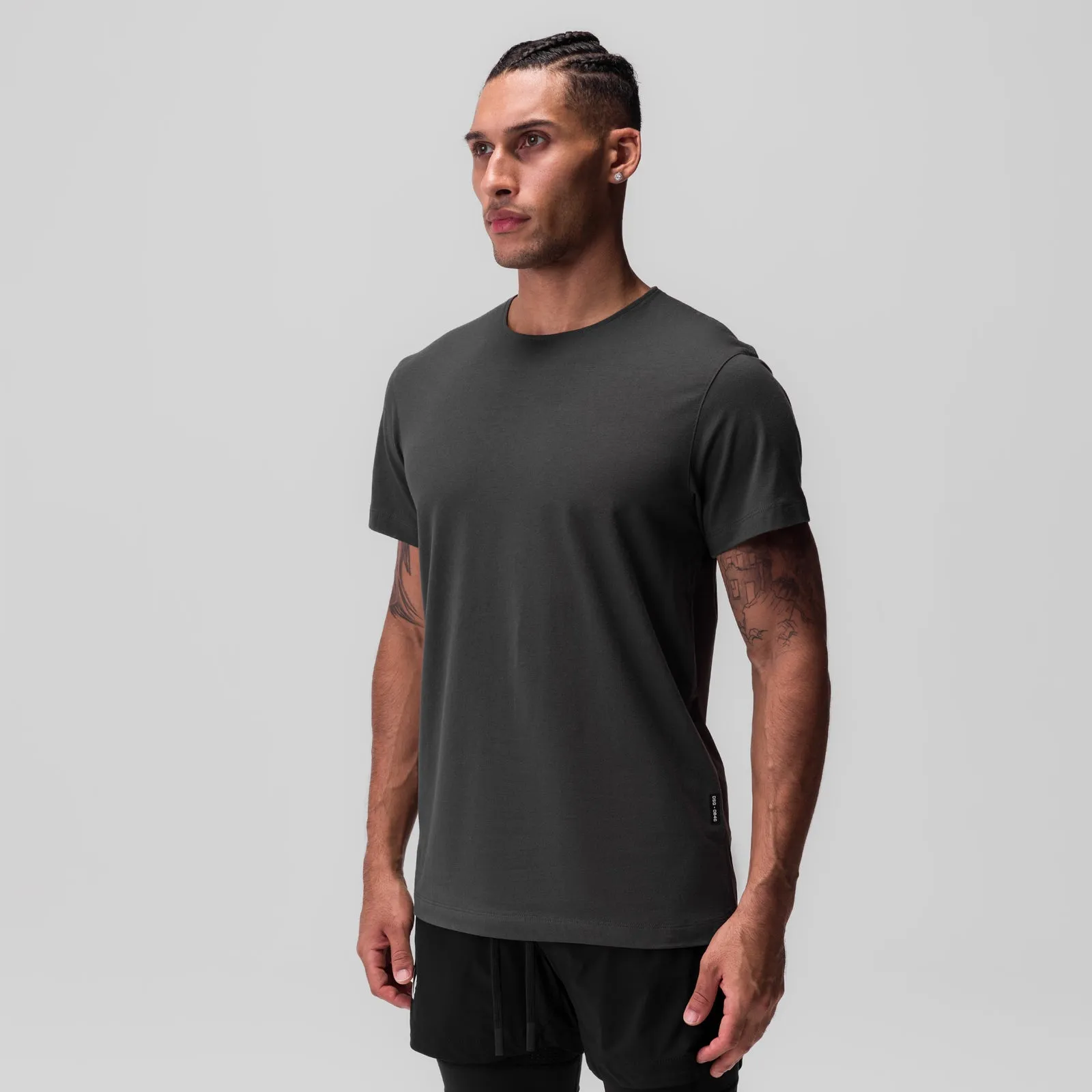 quick-drying Travel Outfit 0846. CottonPlus? Standard Mesh Back Tee - Space Grey